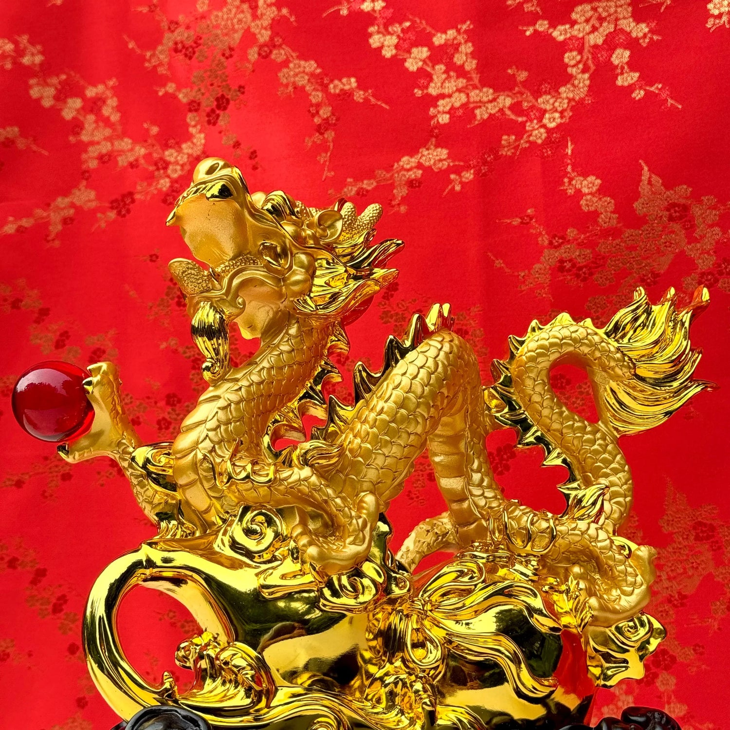 Period 9 (2024 to 2044) - Feng Shui Lucky Items - Royal Dragon Decor
