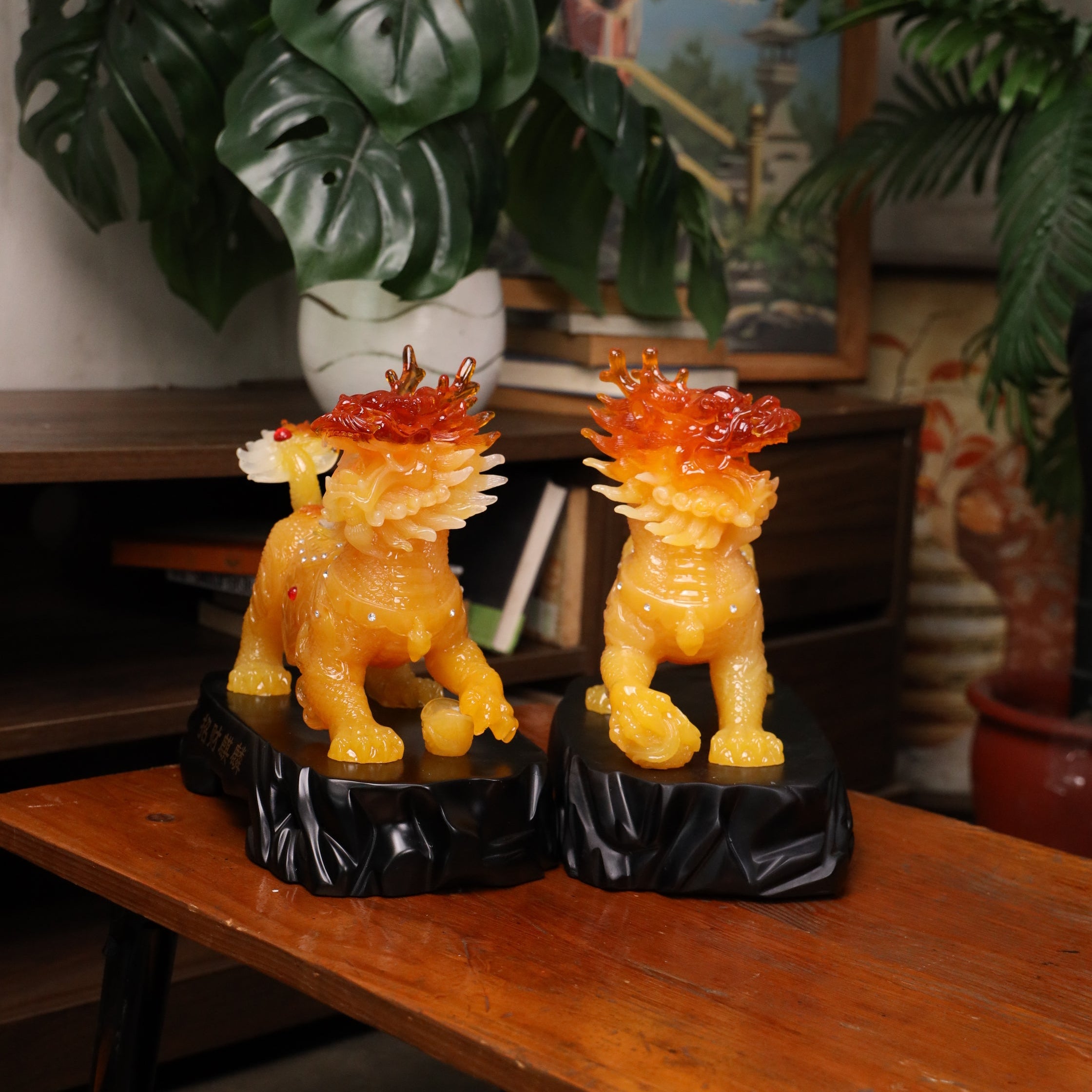 Royal Yellow Guardians of Peace Qilin 31cm