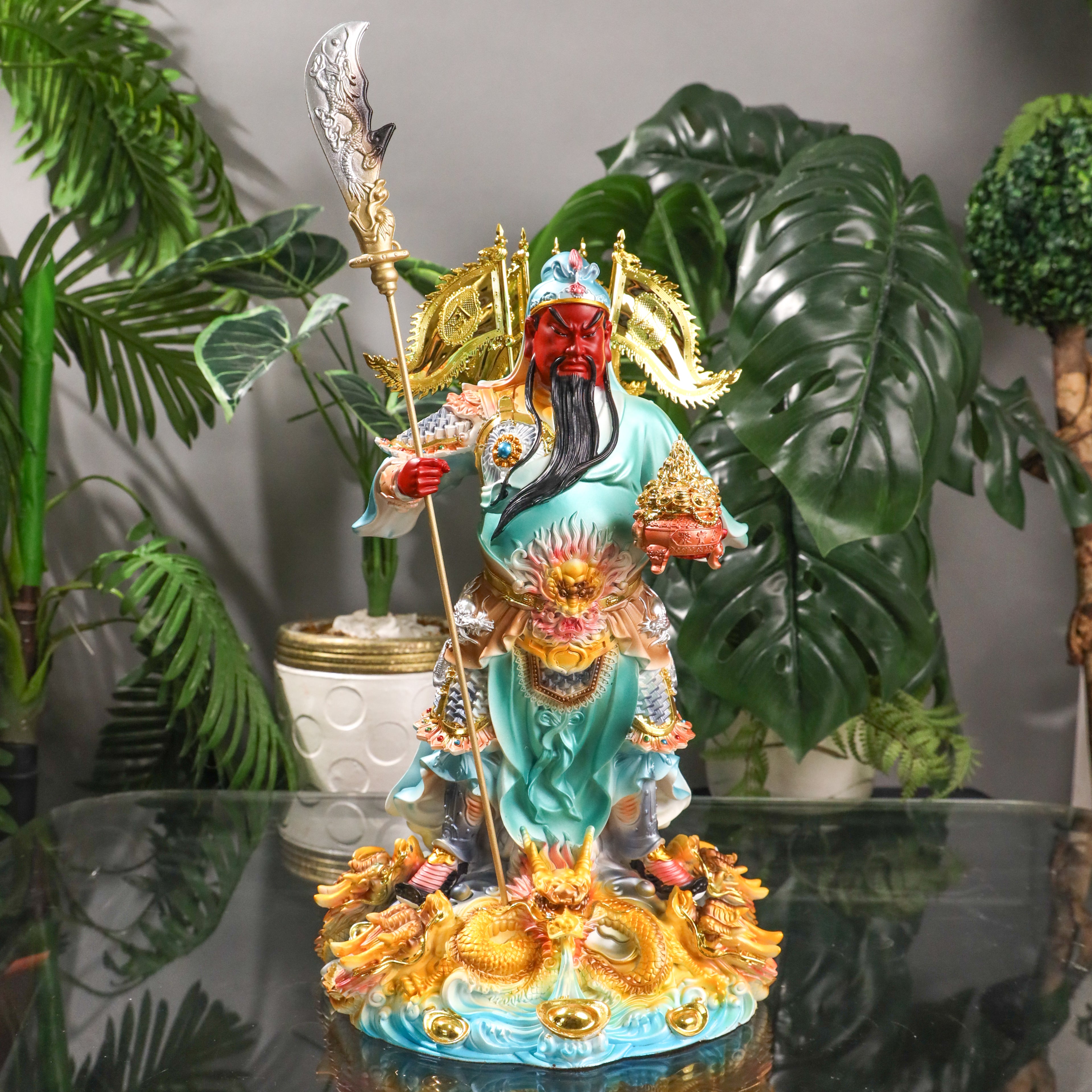 Power of the Ocean Azure Guan Gong 40cm