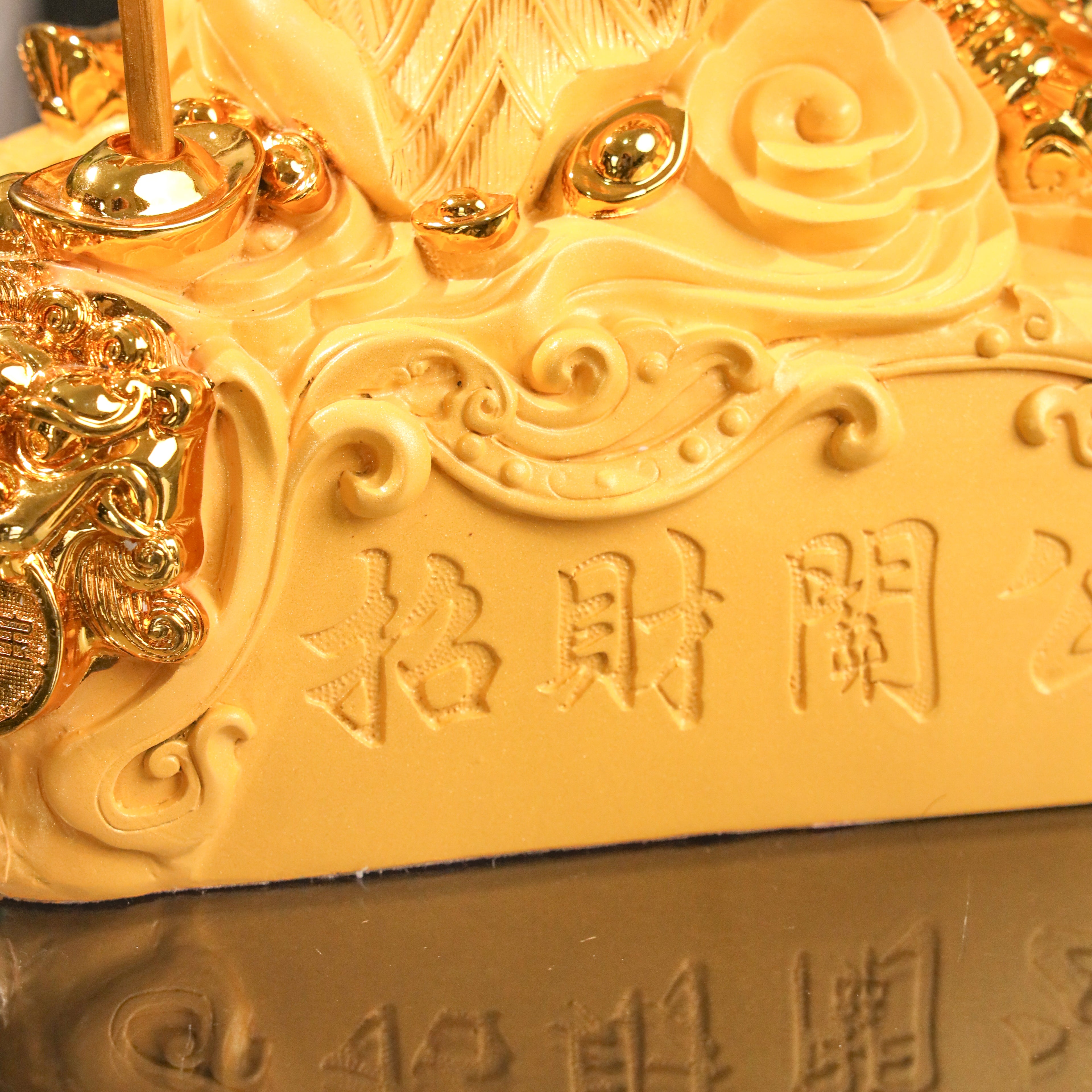 Golden Guan Gong of Power & Wealth 50cm