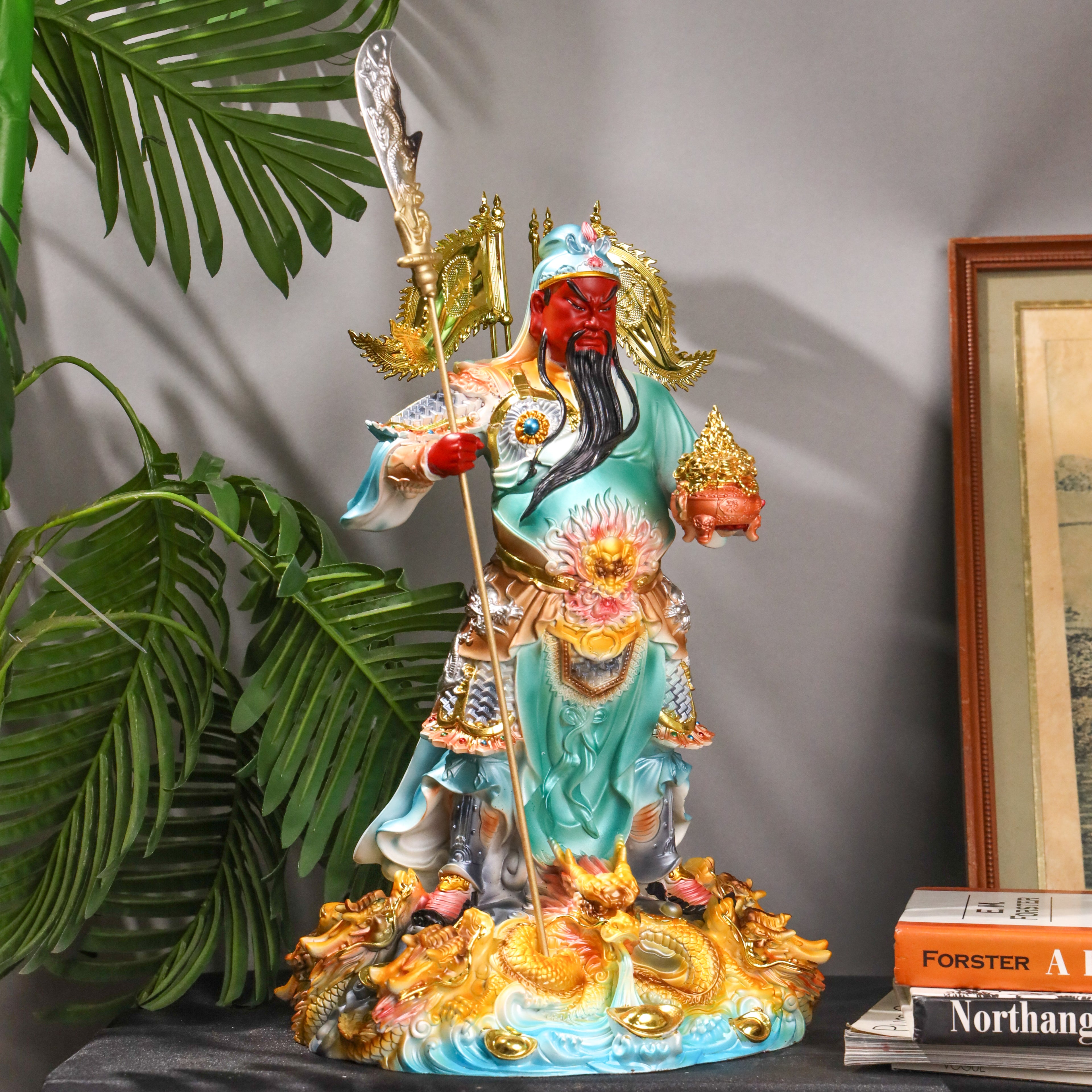 Power of the Ocean Azure Guan Gong 40cm