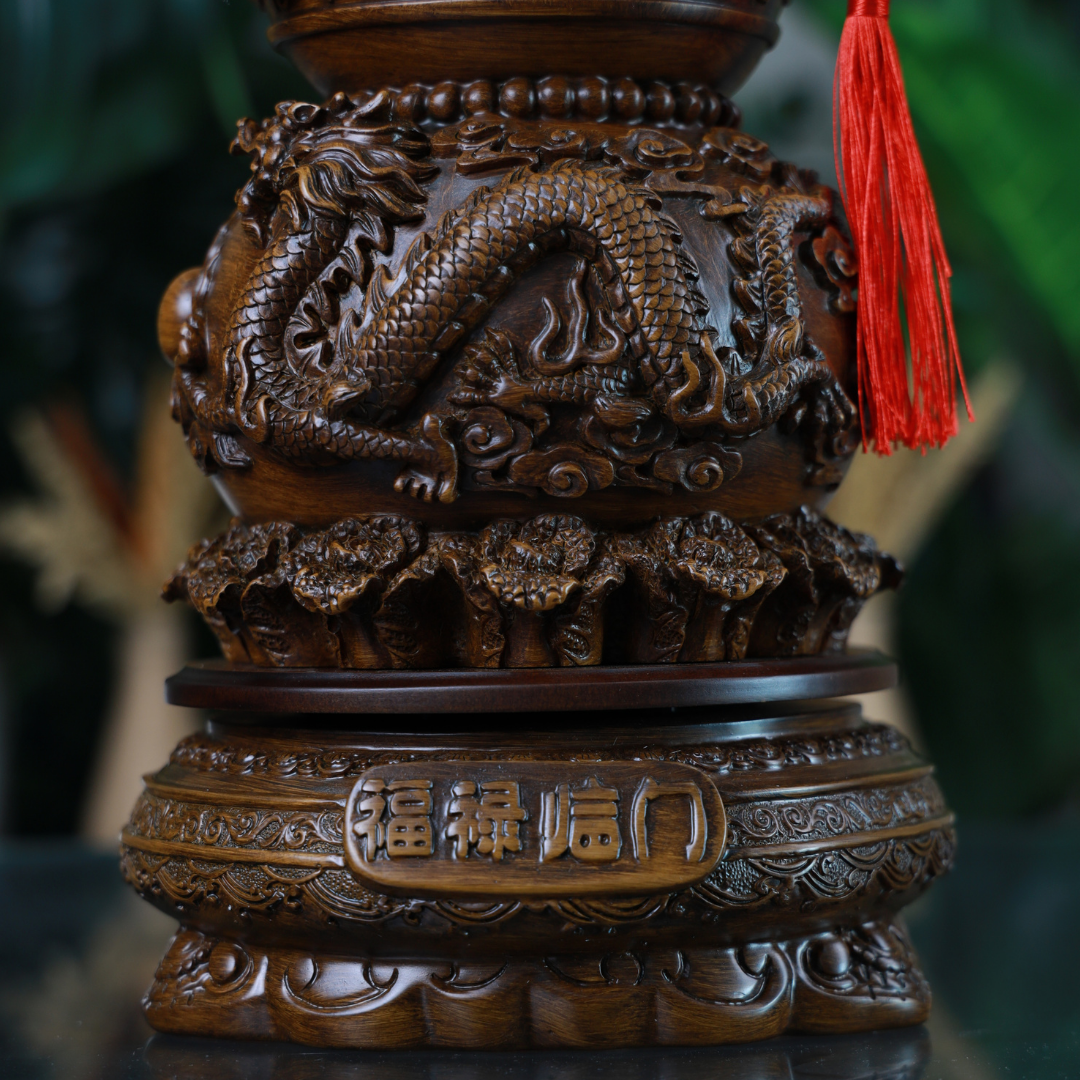 Symbols of the Dragon-Phoenix Wu Lou 46cm