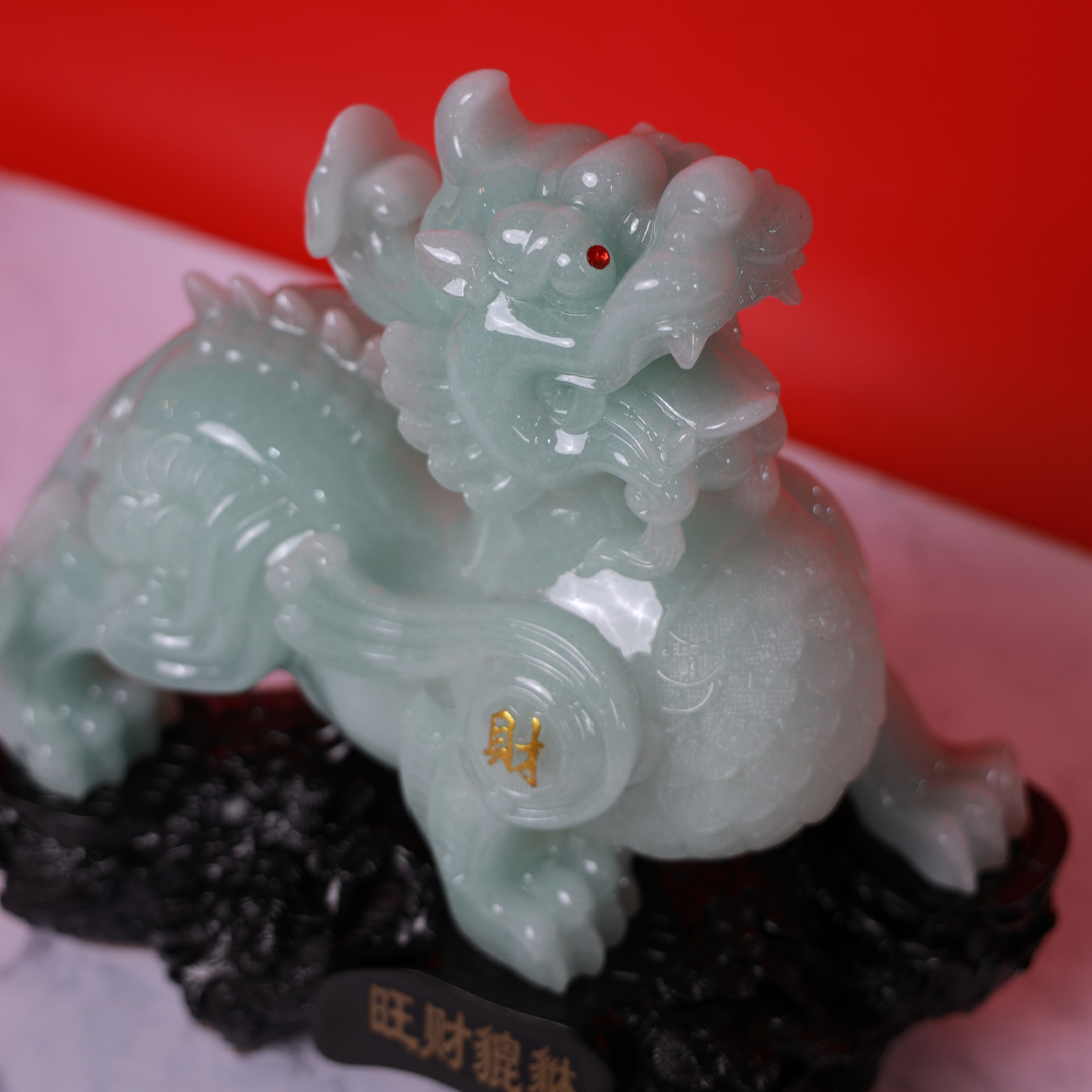 Mighty Imperial Jade Protector Pi Yao 30cm