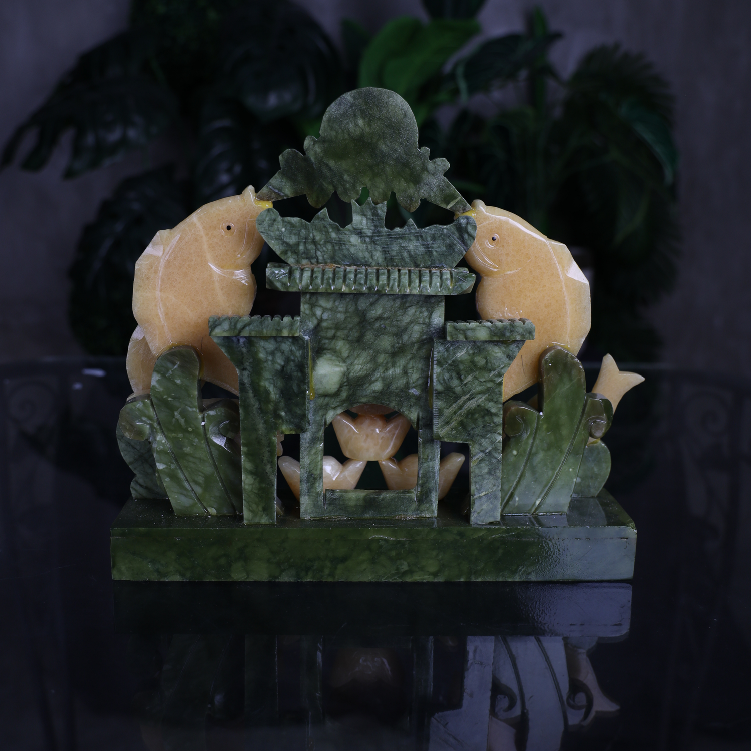 Home of Wealth-Building Arowanas 31cm