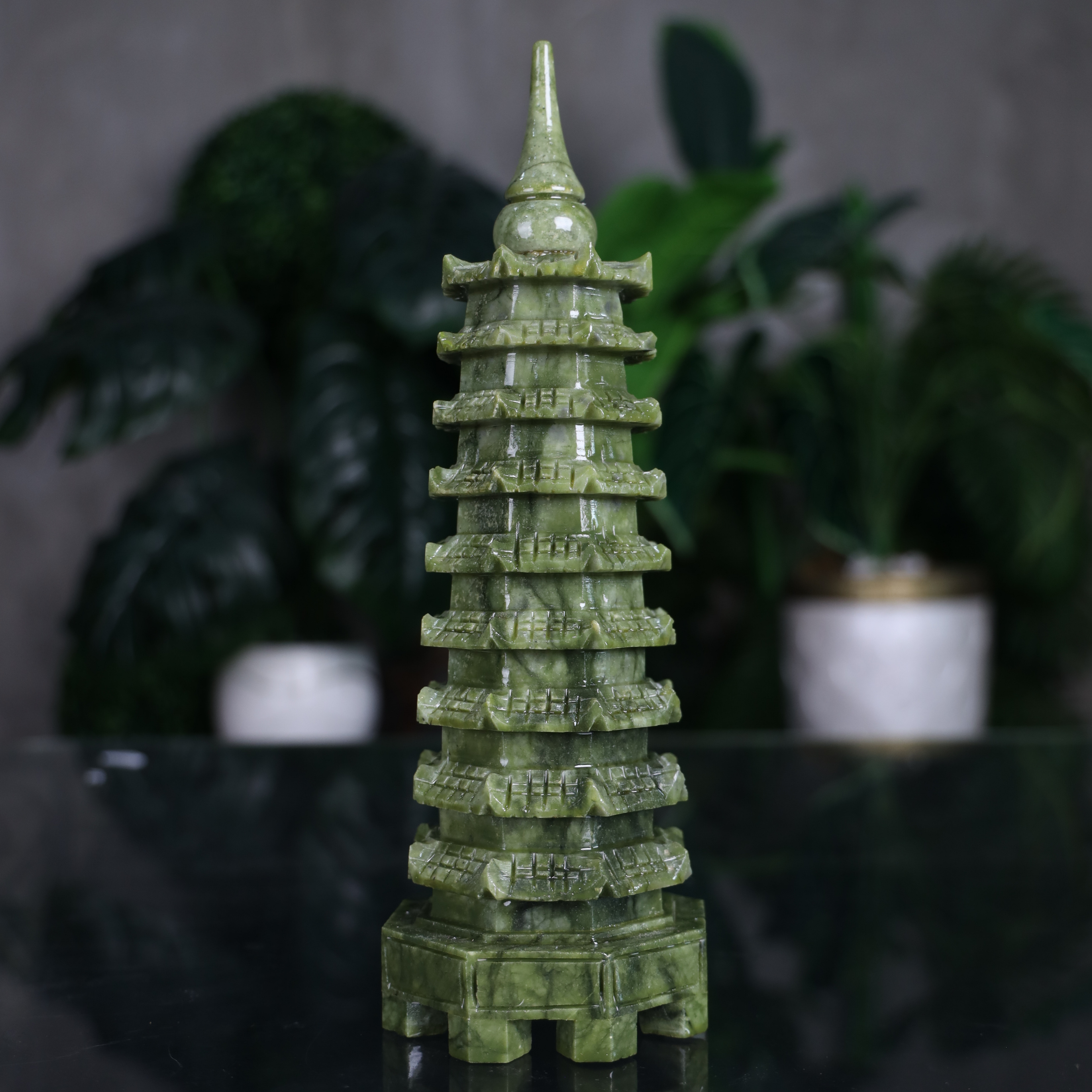 Jade Pagoda Tower of Noble Aspirations 29cm