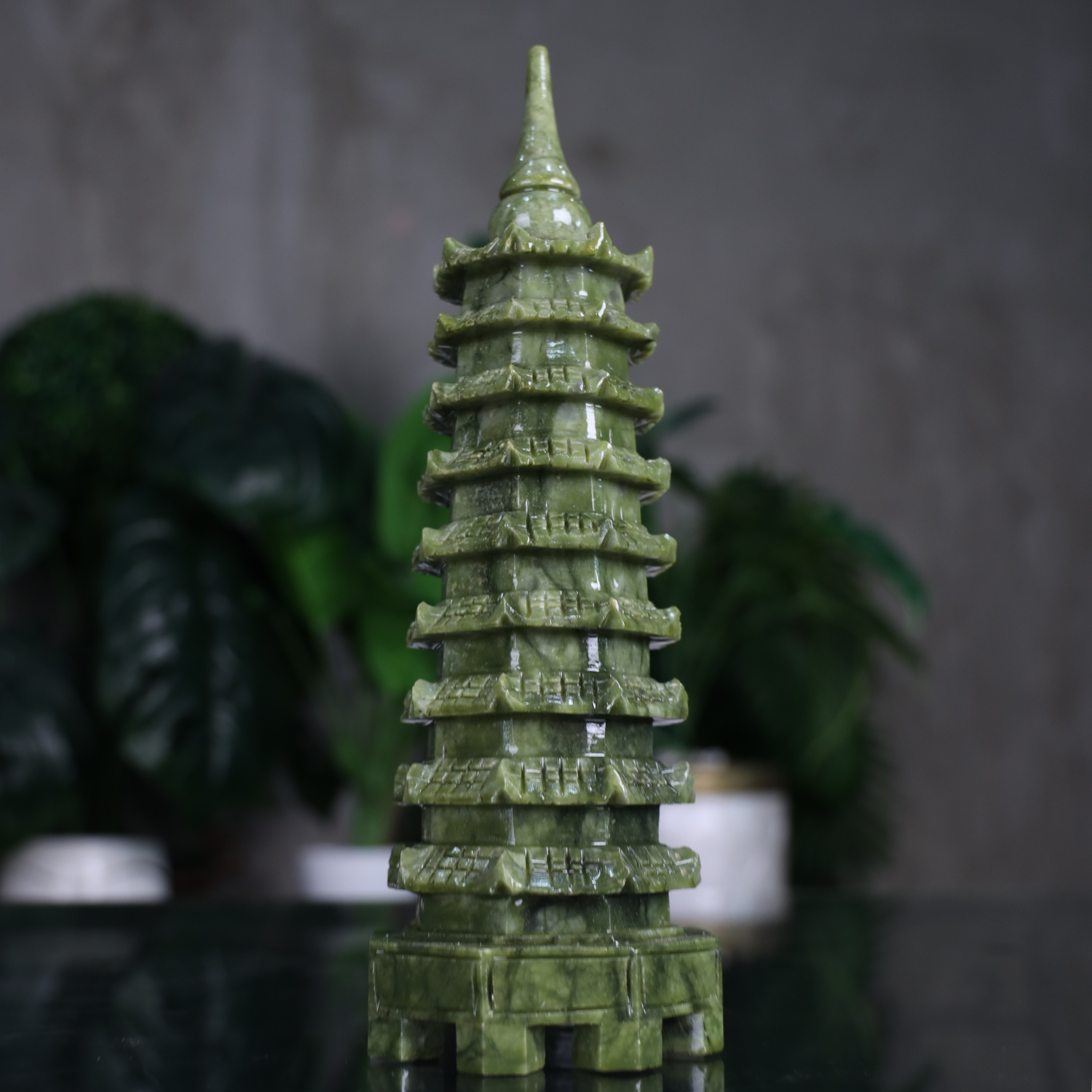 Jade Pagoda Tower of Noble Aspirations 29cm