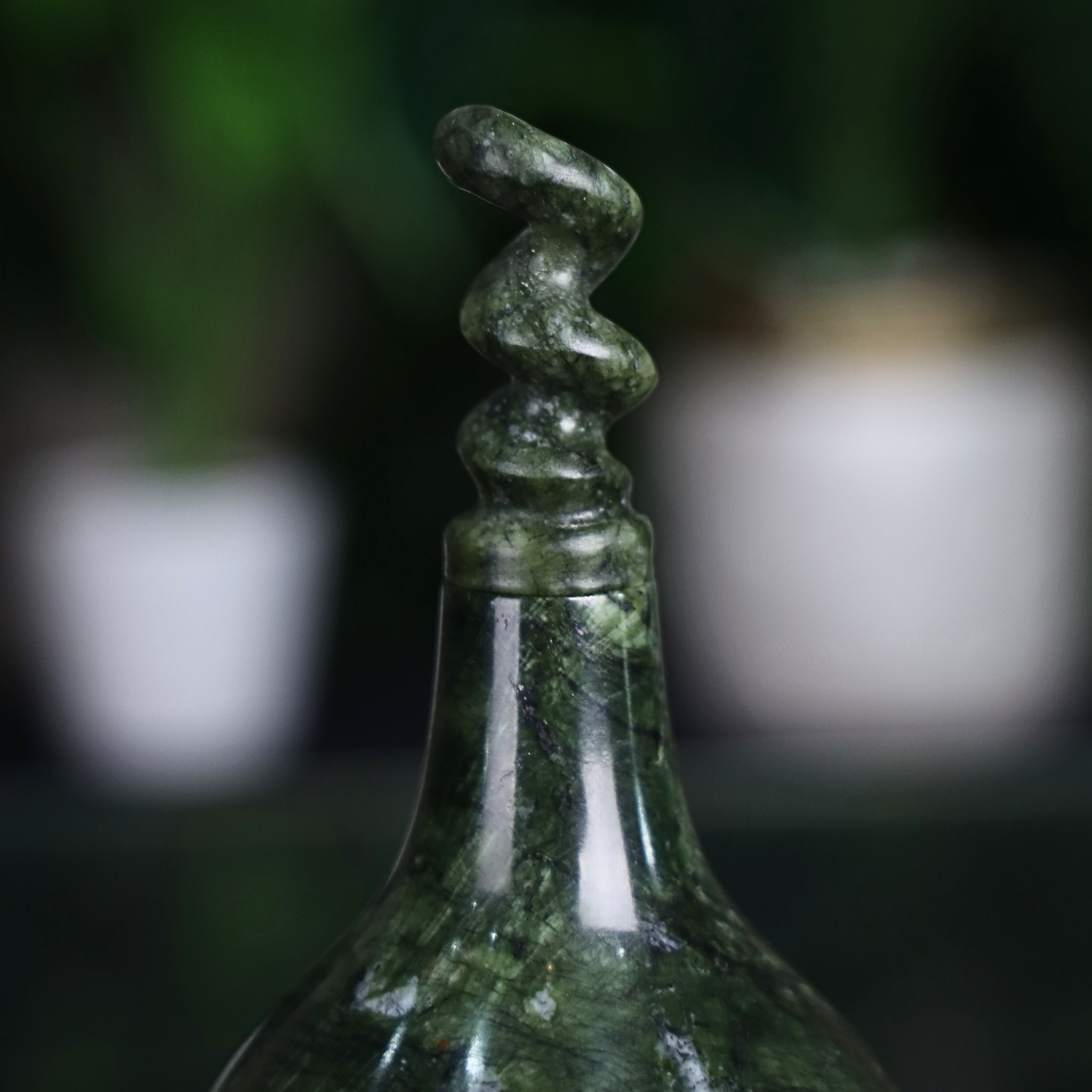 Solid Jade Wu Lou for Strong Chi 23cm