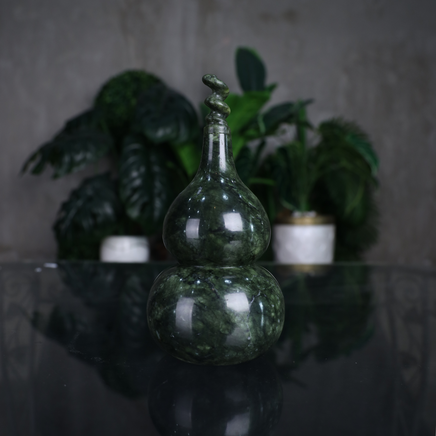 Solid Jade Wu Lou for Strong Chi 23cm