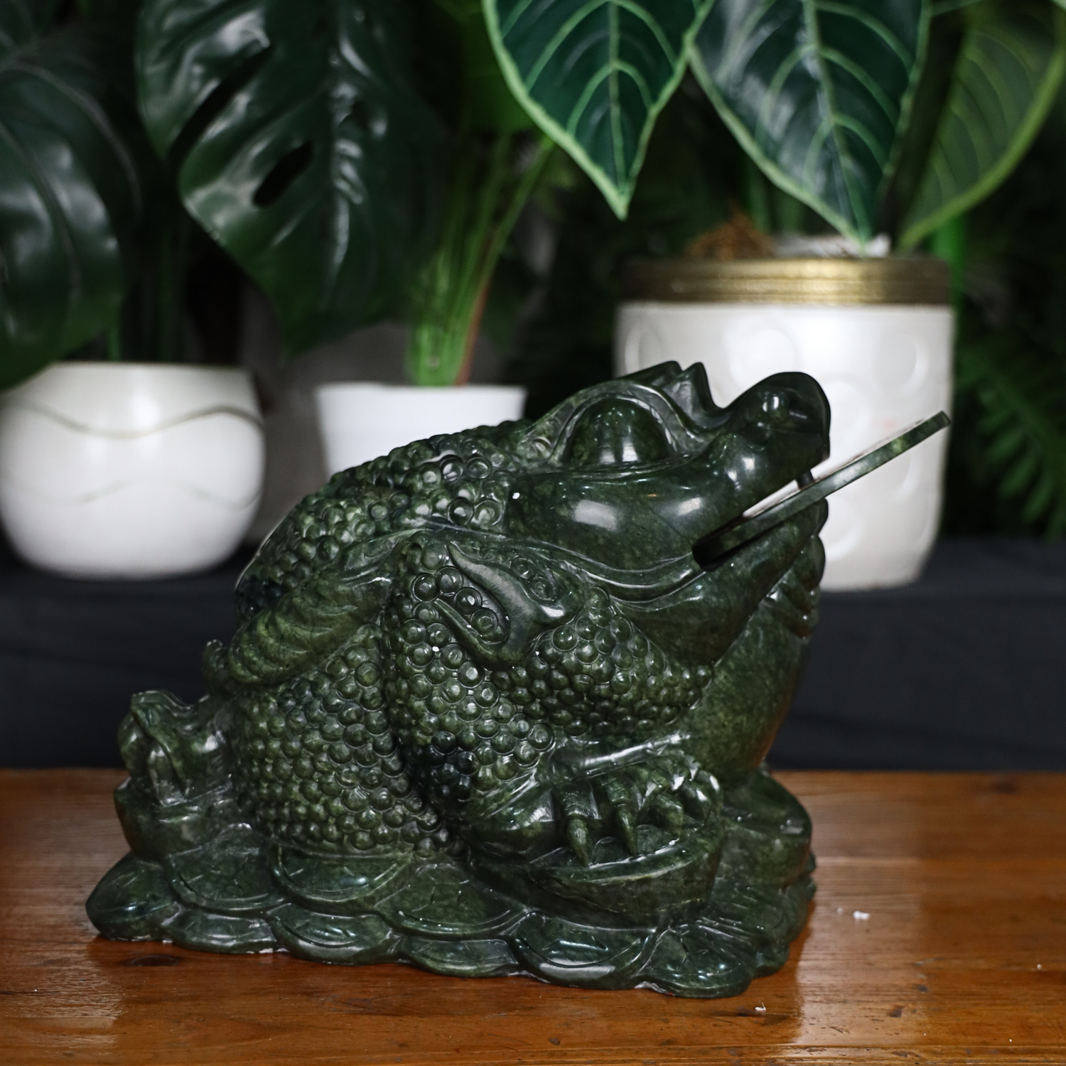 Master of Fortune Heavyweight Jade Frog 33cm