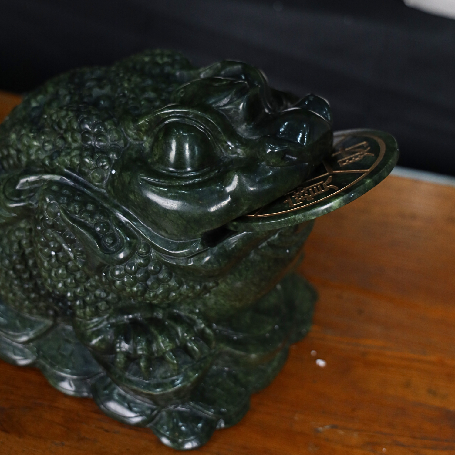 Master of Fortune Heavyweight Jade Frog 33cm
