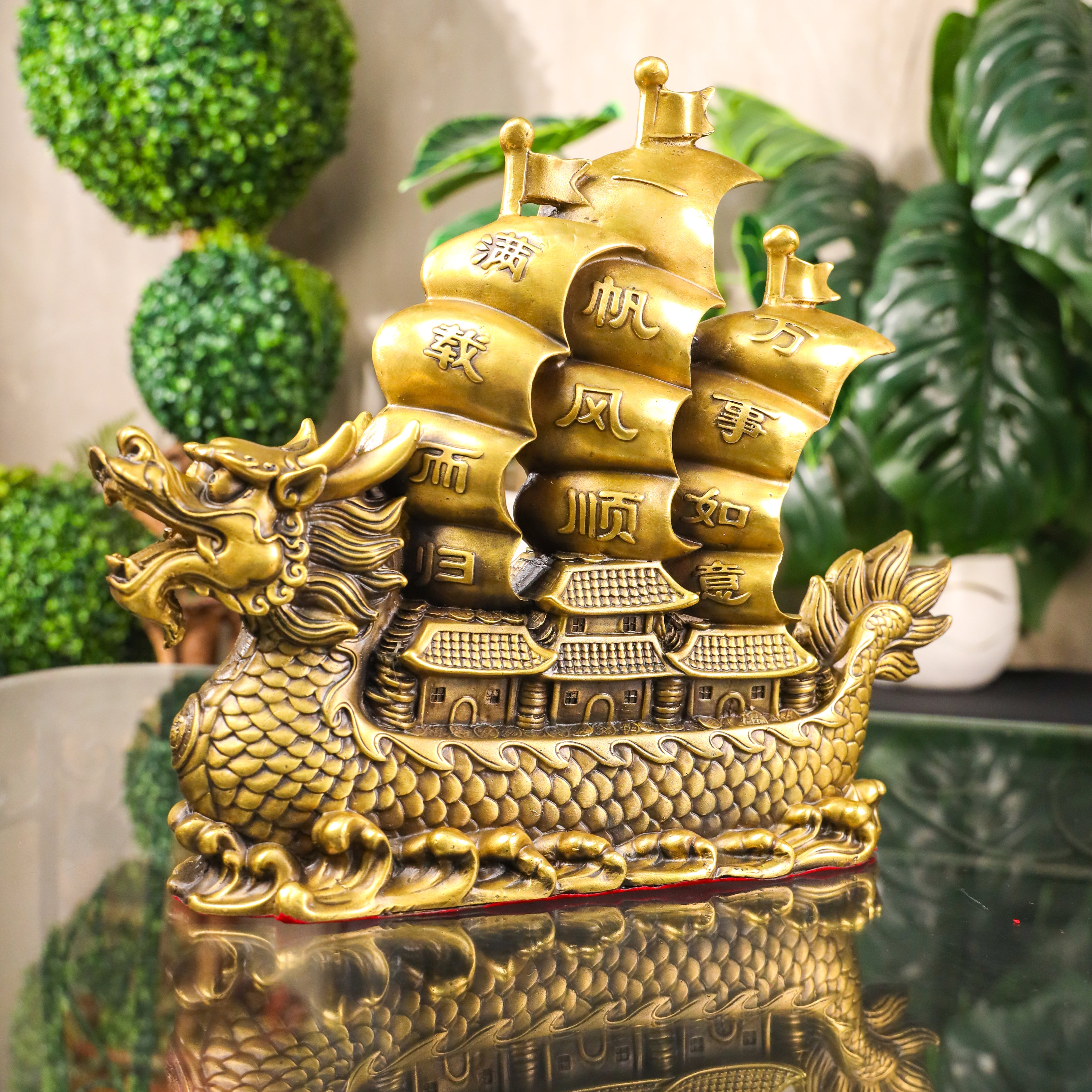Imperial Dragon Ship for Business Expansion 29cm