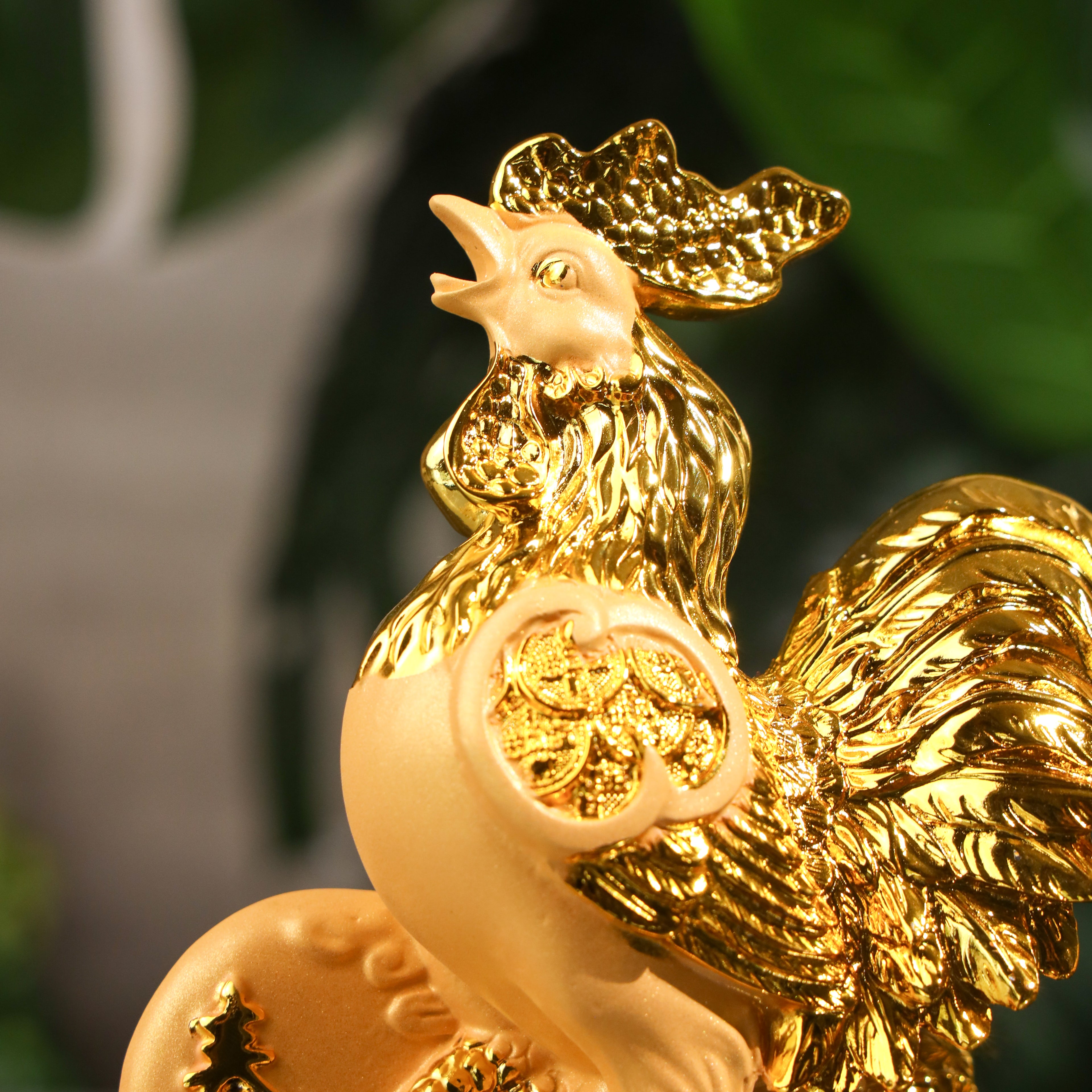 Golden Zodiac Rooster of Reliable Discipline 18cm