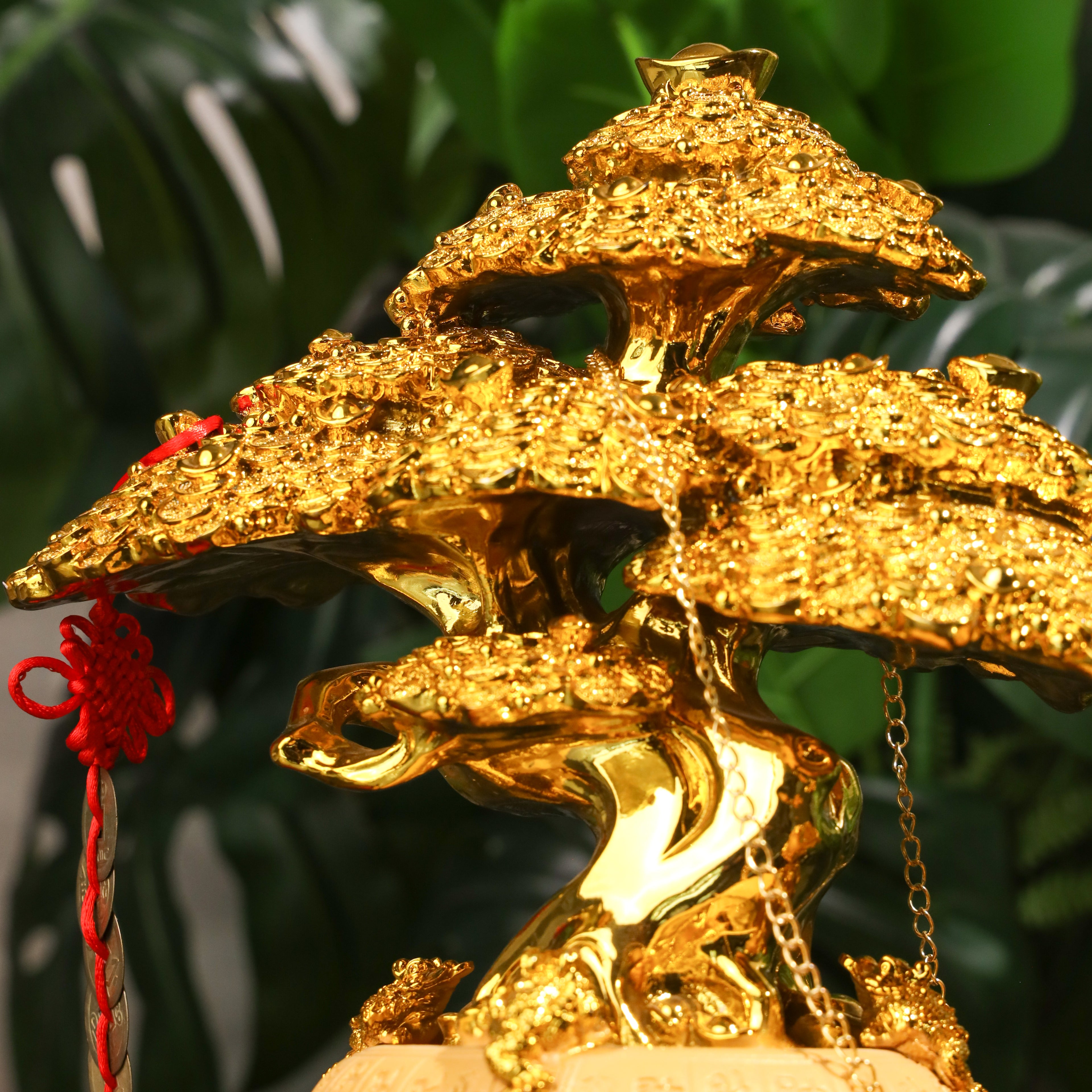 Money Tree and Frog of Expanding Wealth 33cm