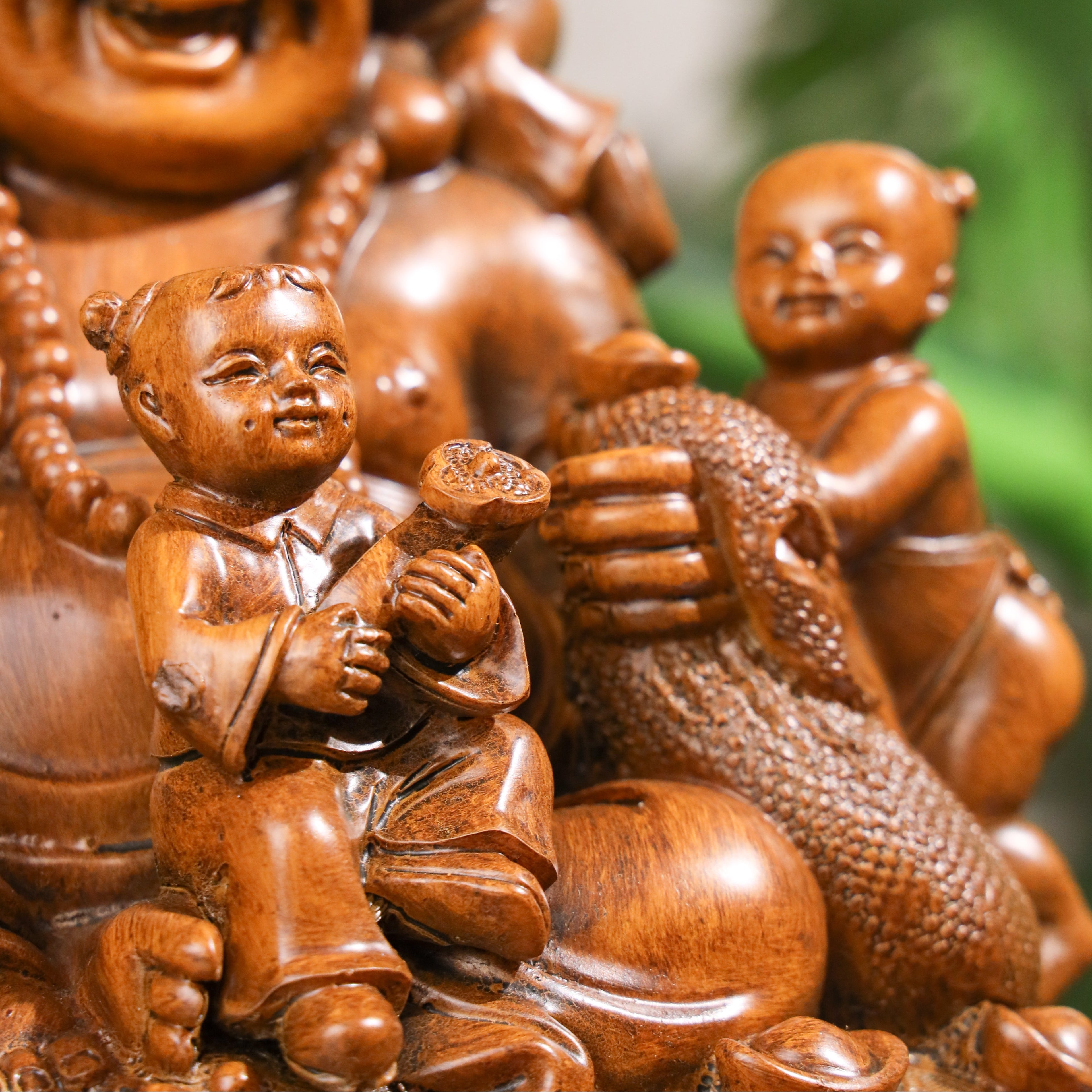 Joyful Family Laughing Buddha with Children 28cm
