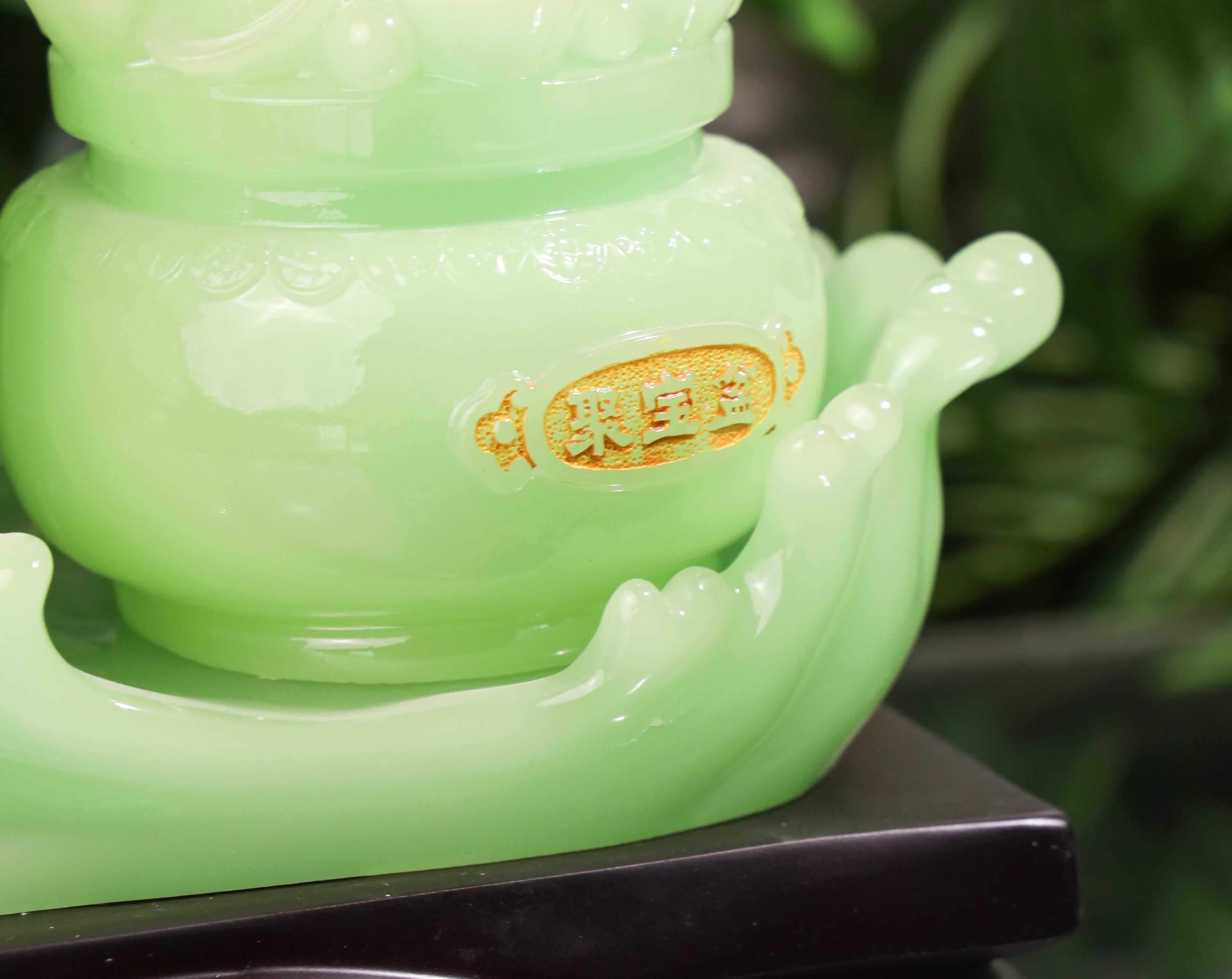 Let Money Flow Jade Frog with Treasure 34cm