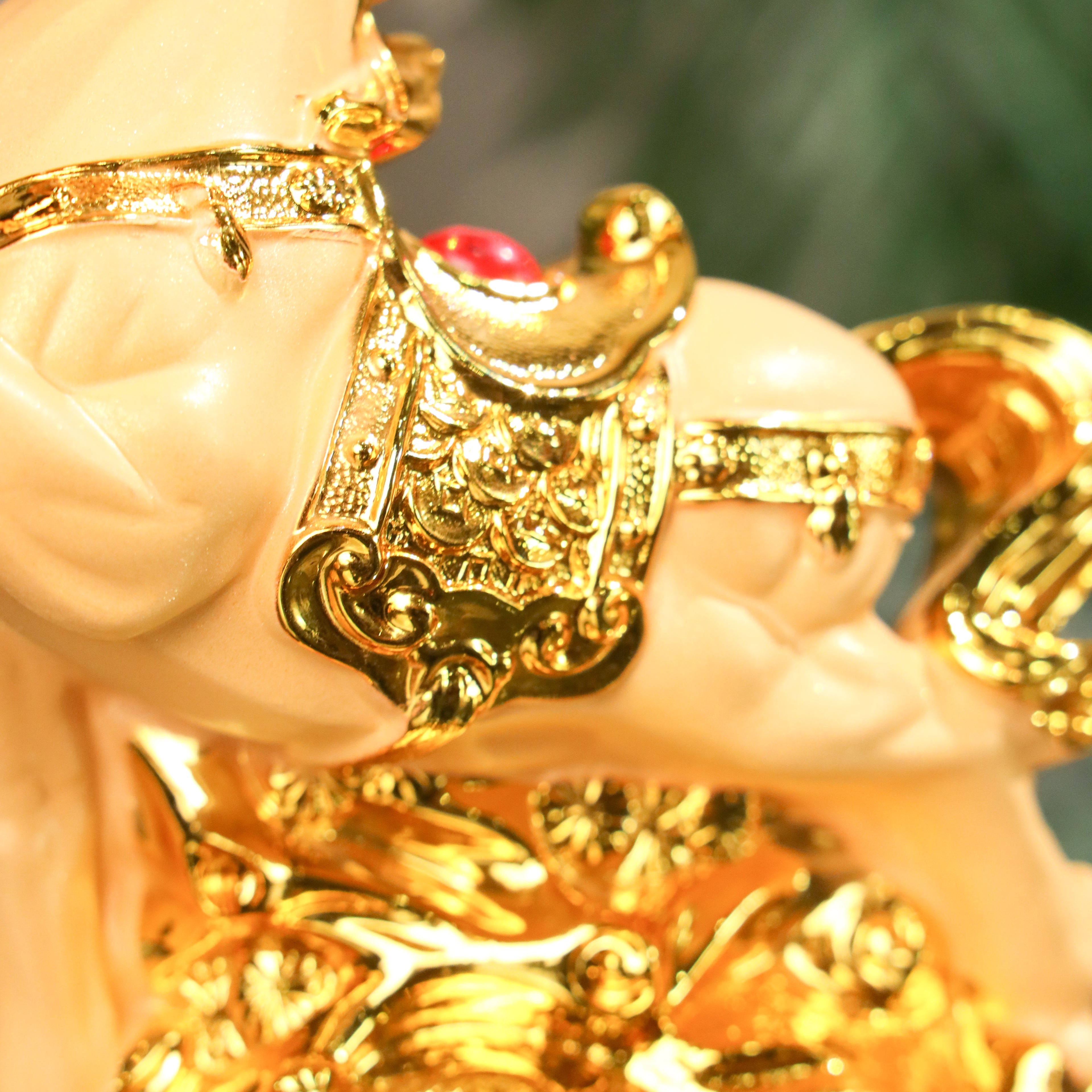 Golden Zodiac Horse of Fast Success 18cm