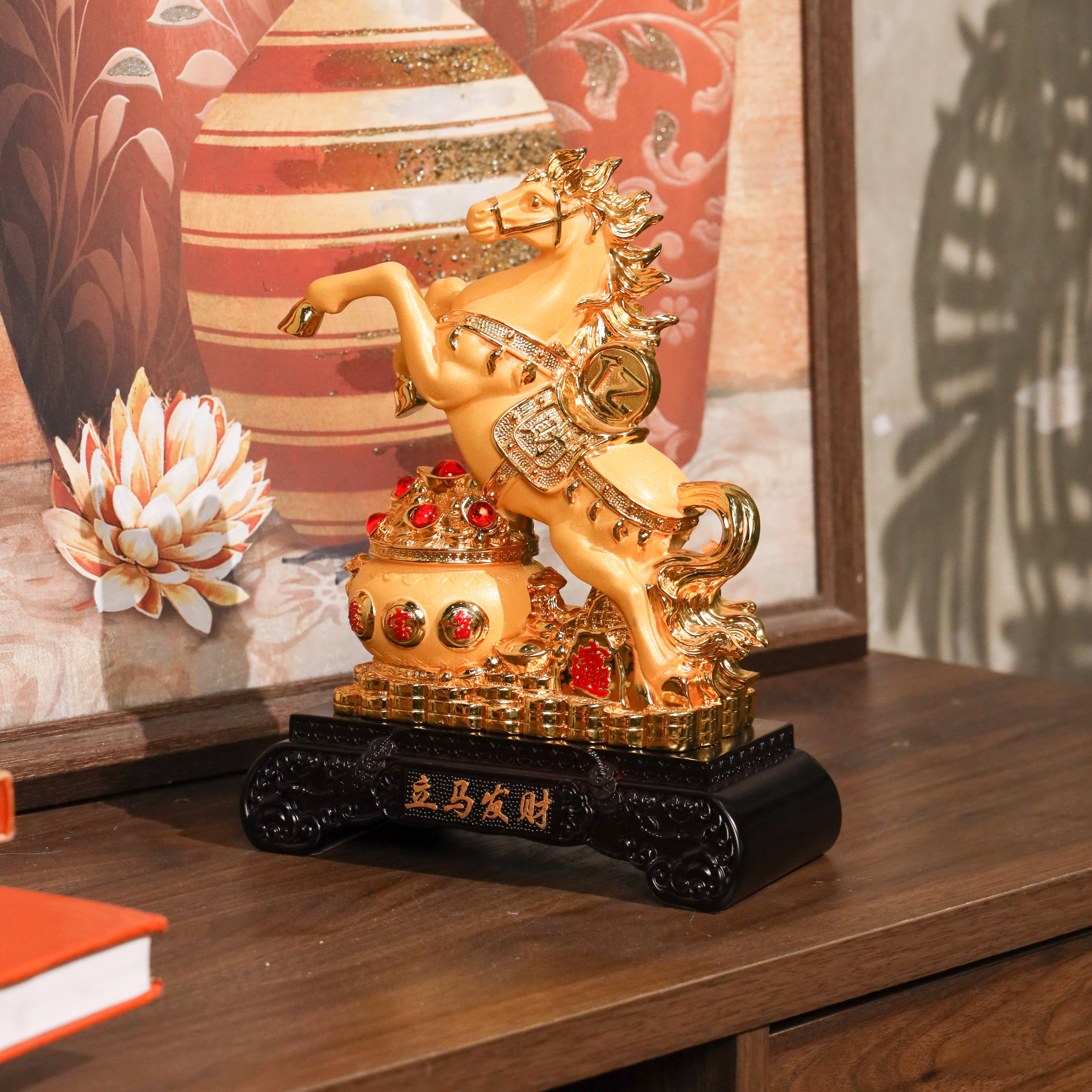 Instant Wealth Victory Golden Horse 27cm