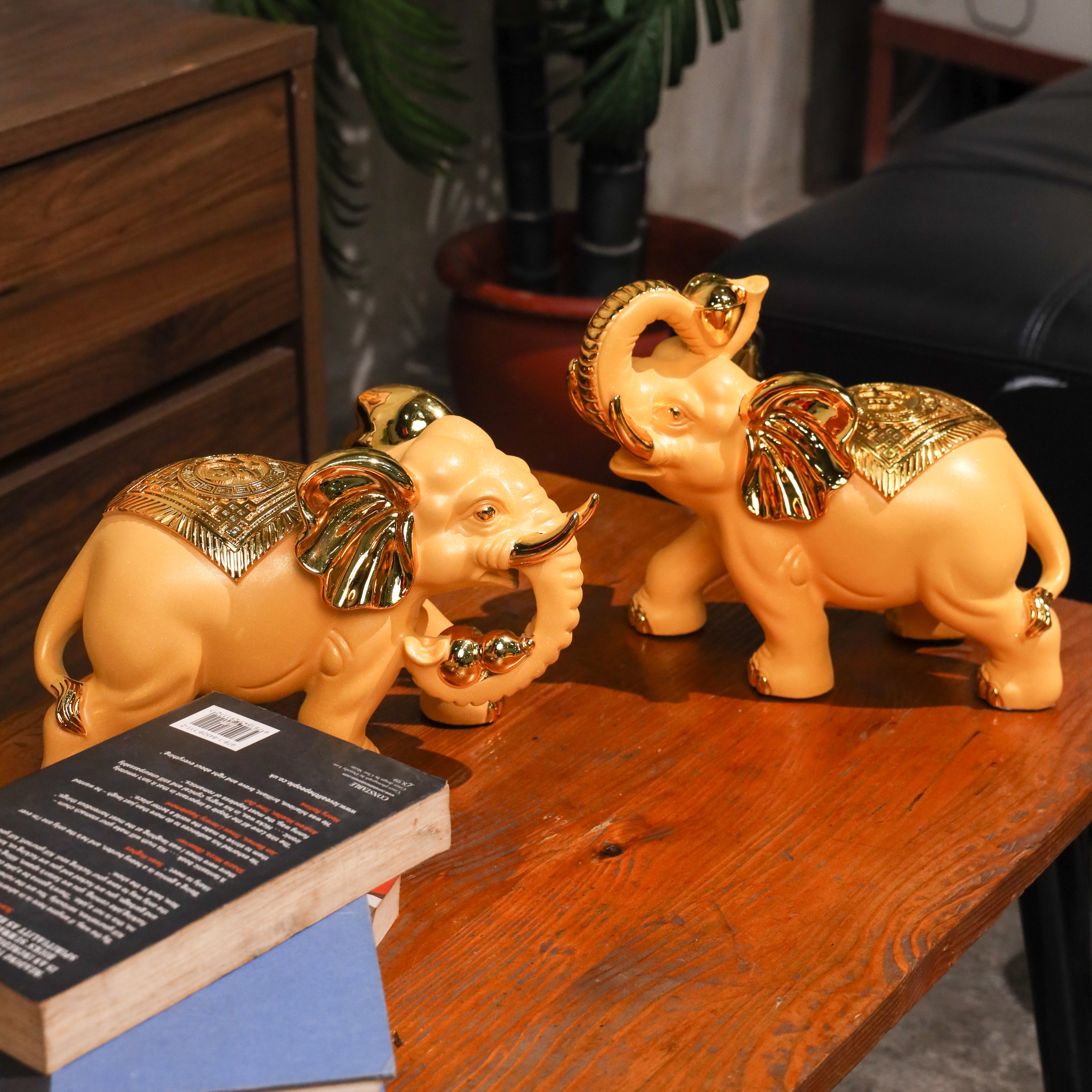 Loyal Golden Elephants of Protection 25cm