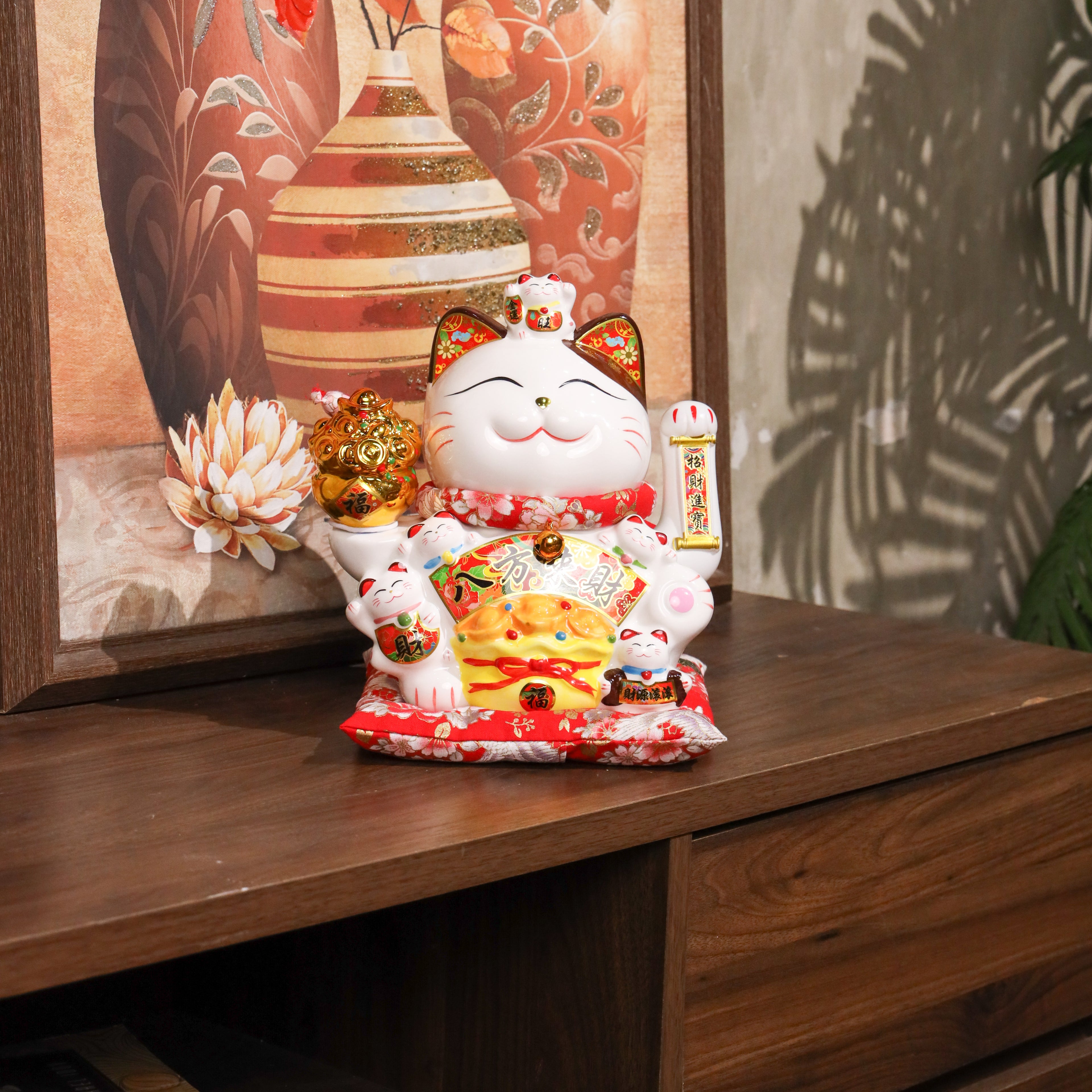 Invite The Fortune Lucky Cat 25cm