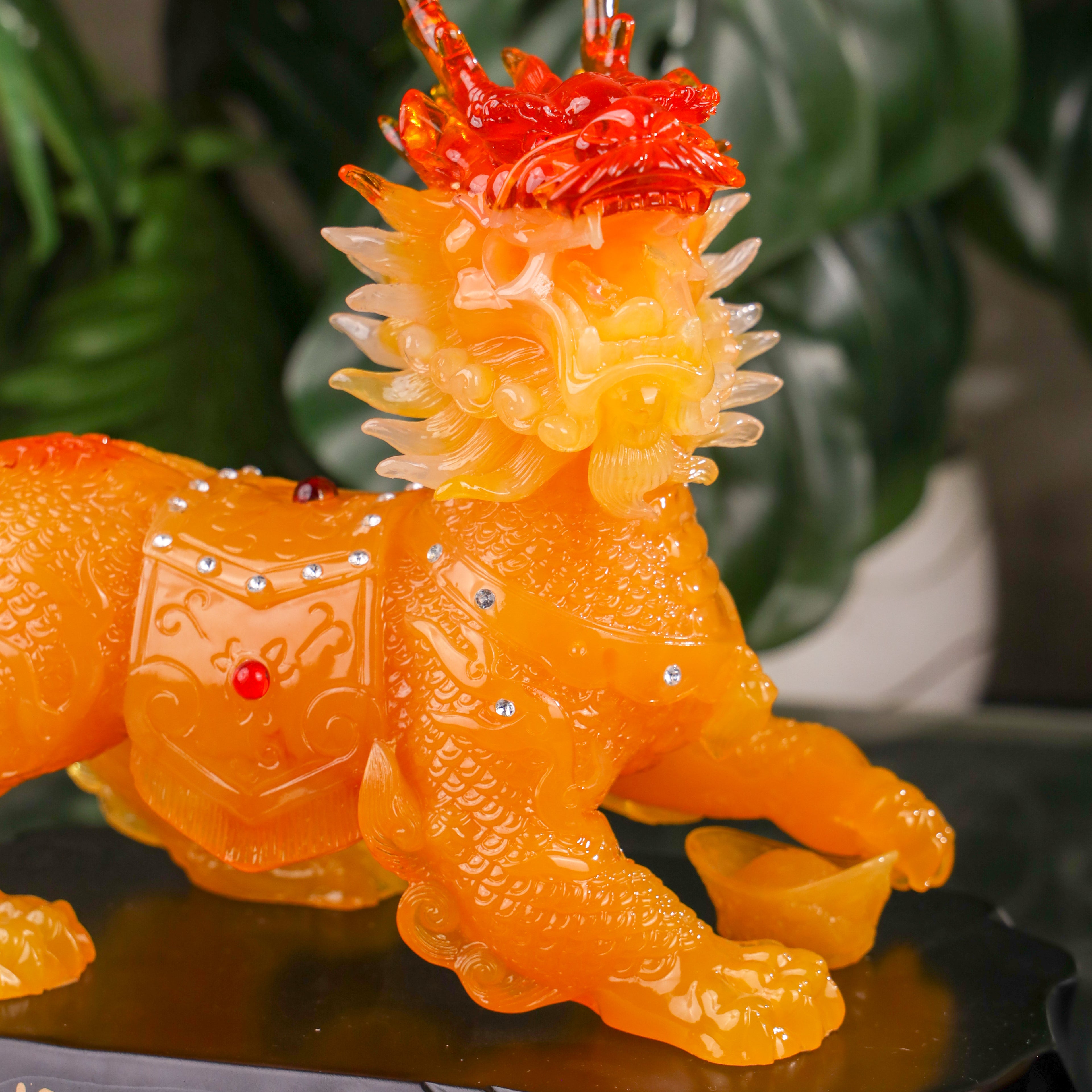 Royal Yellow Guardians of Peace Qilin 31cm