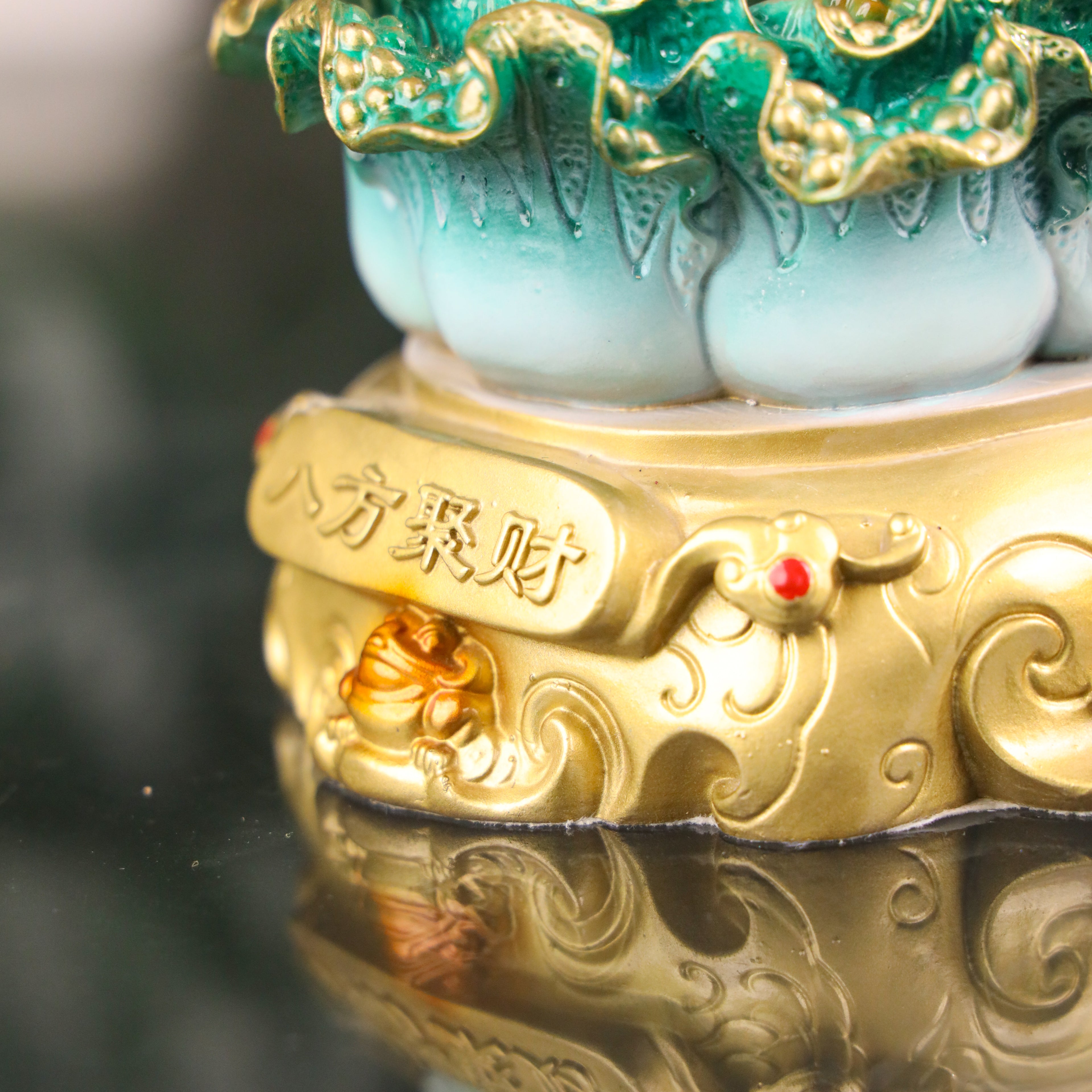 Harvester of Fortune - Money Frog & Cabbage 14cm