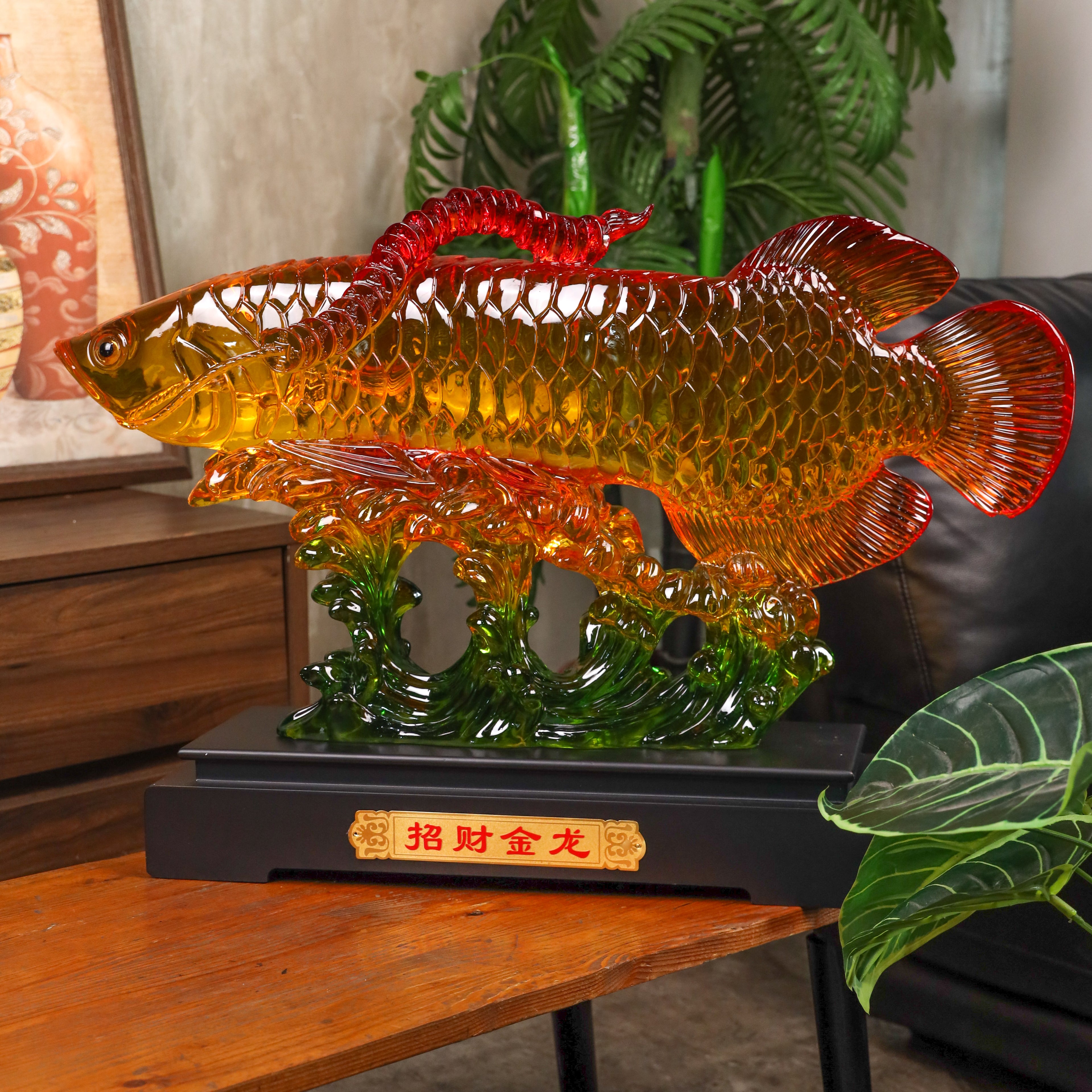 King Arowana of Grand Wealth Overflow 75cm