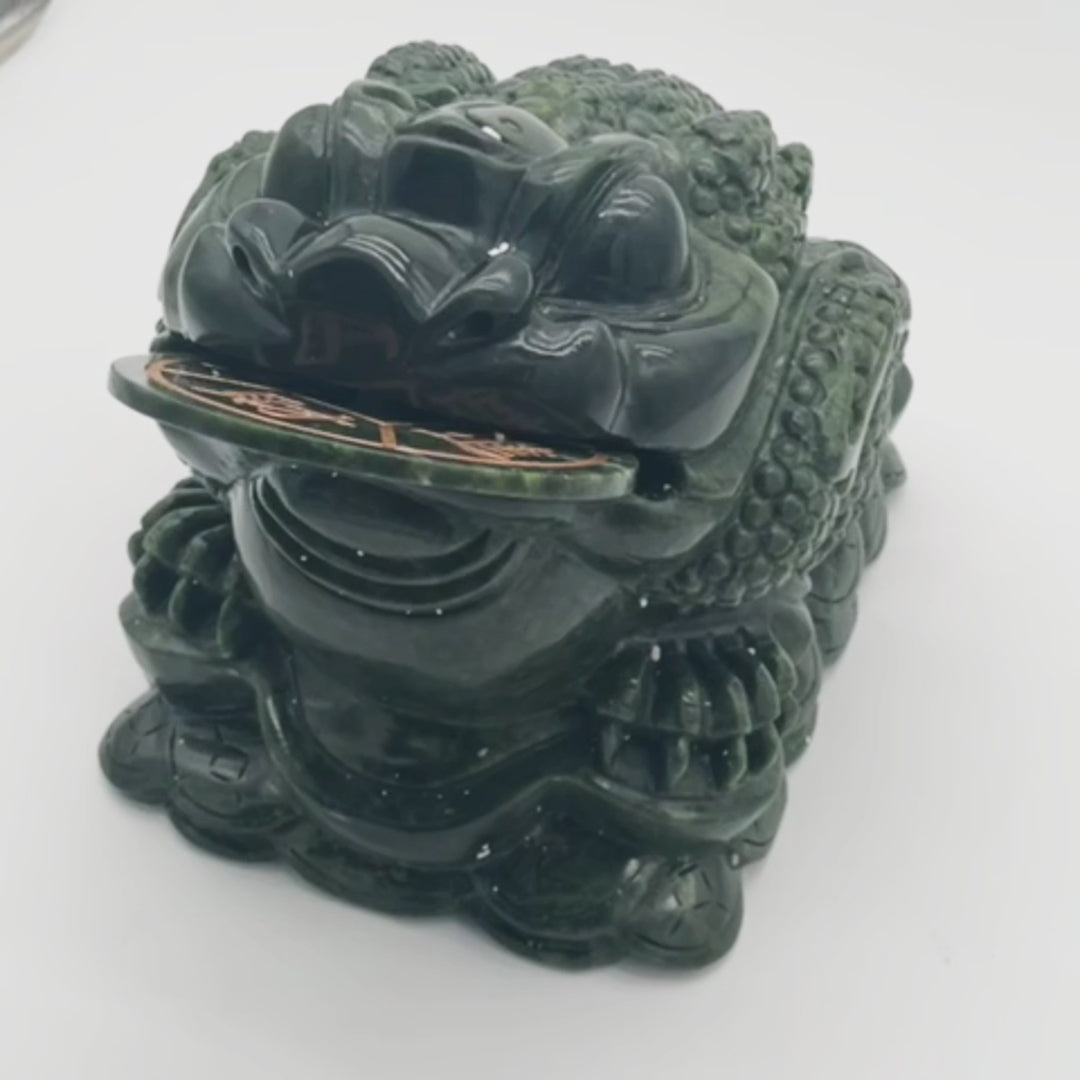 Master of Fortune Heavyweight Jade Frog 33cm