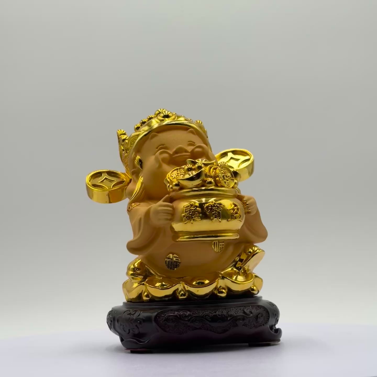 Gold Shall Arrive God of Wealth 15cm