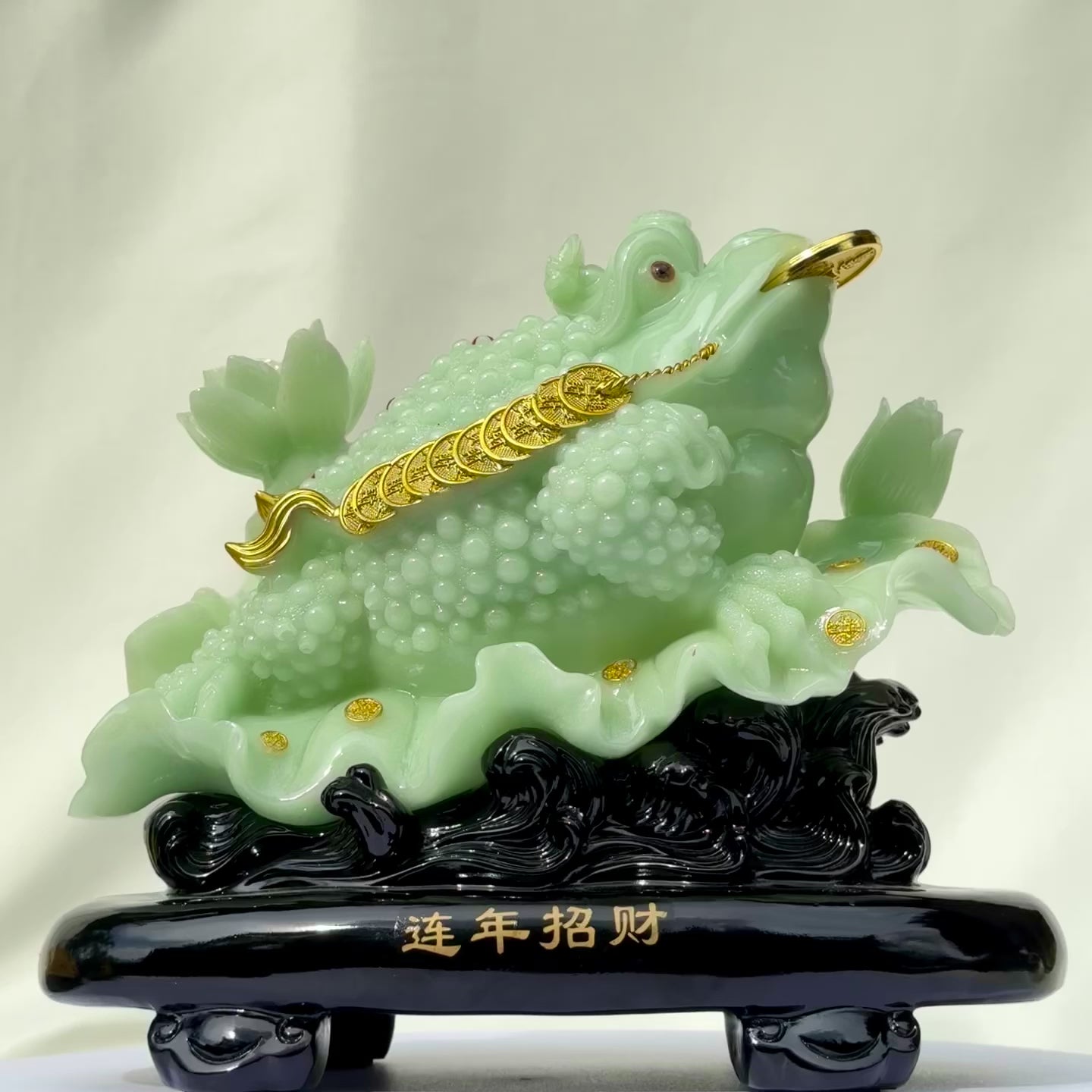 Ice Jade Money Frog of Riches & Fortune 31cm