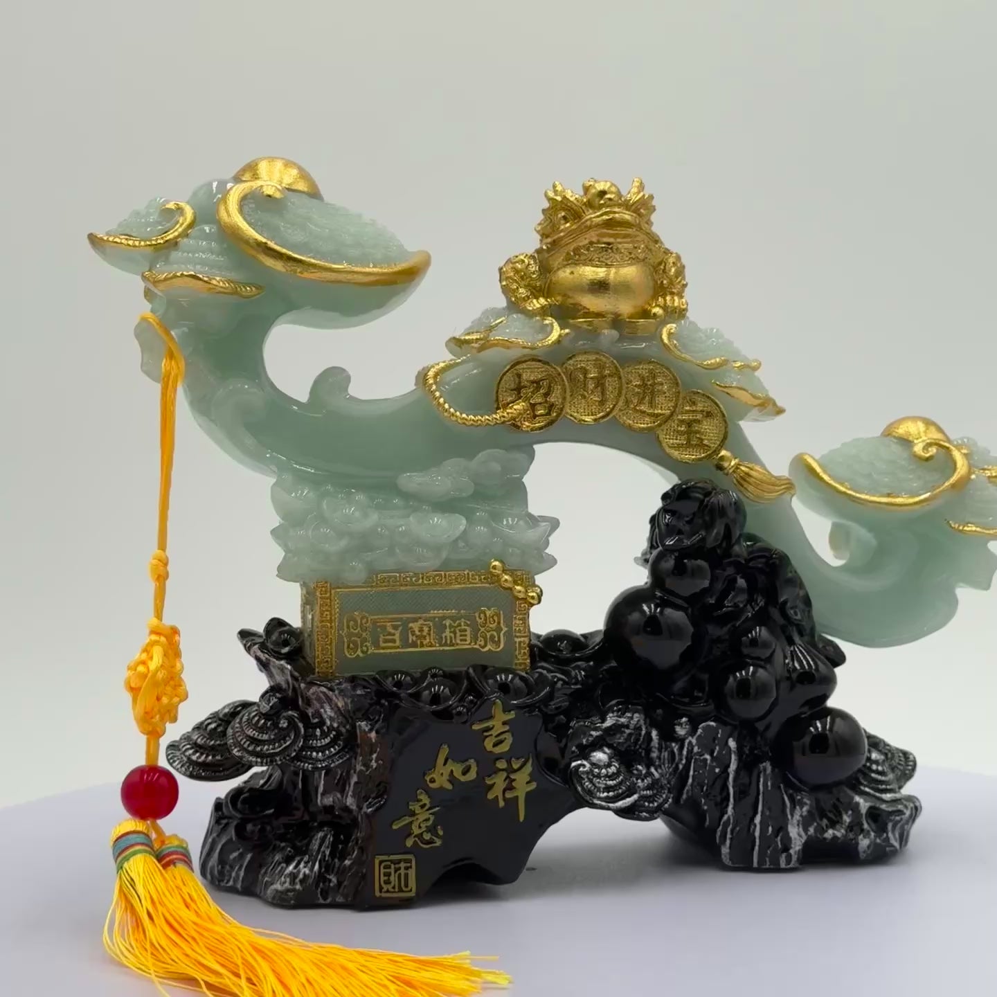 Jade Ru Yi Scepter of Celestial Power 28cm