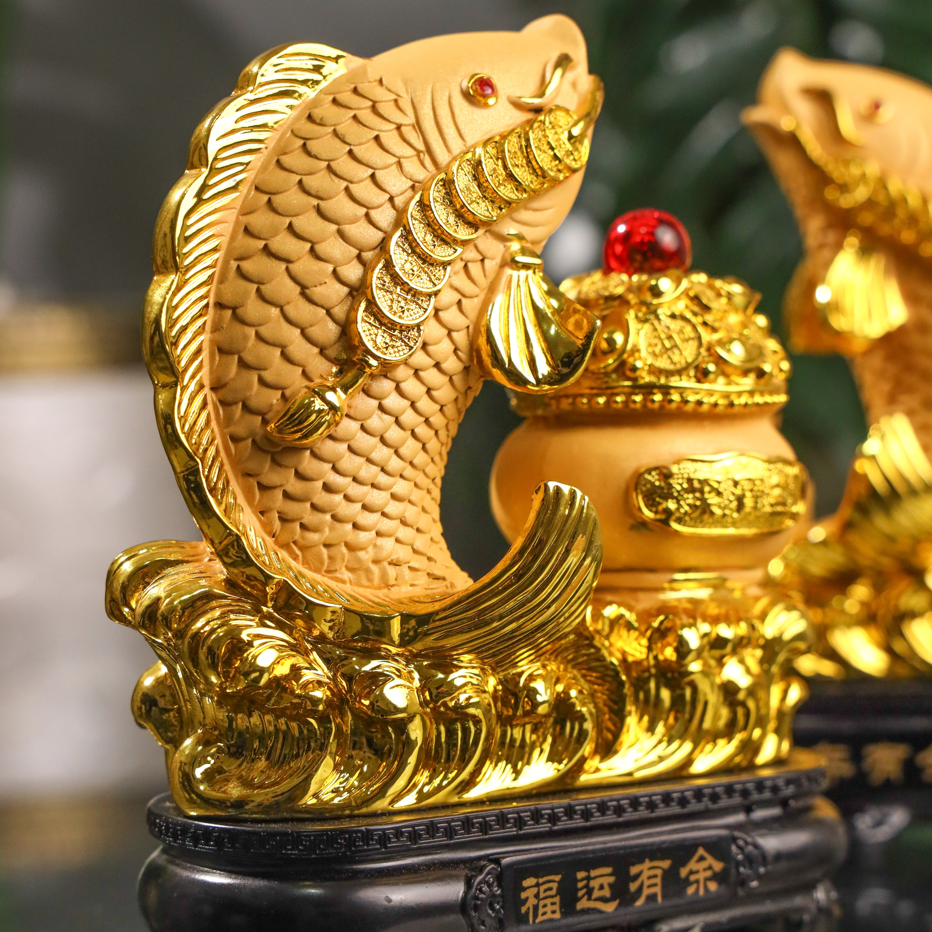 Double Wealth Golden Arowana Pair 17cm