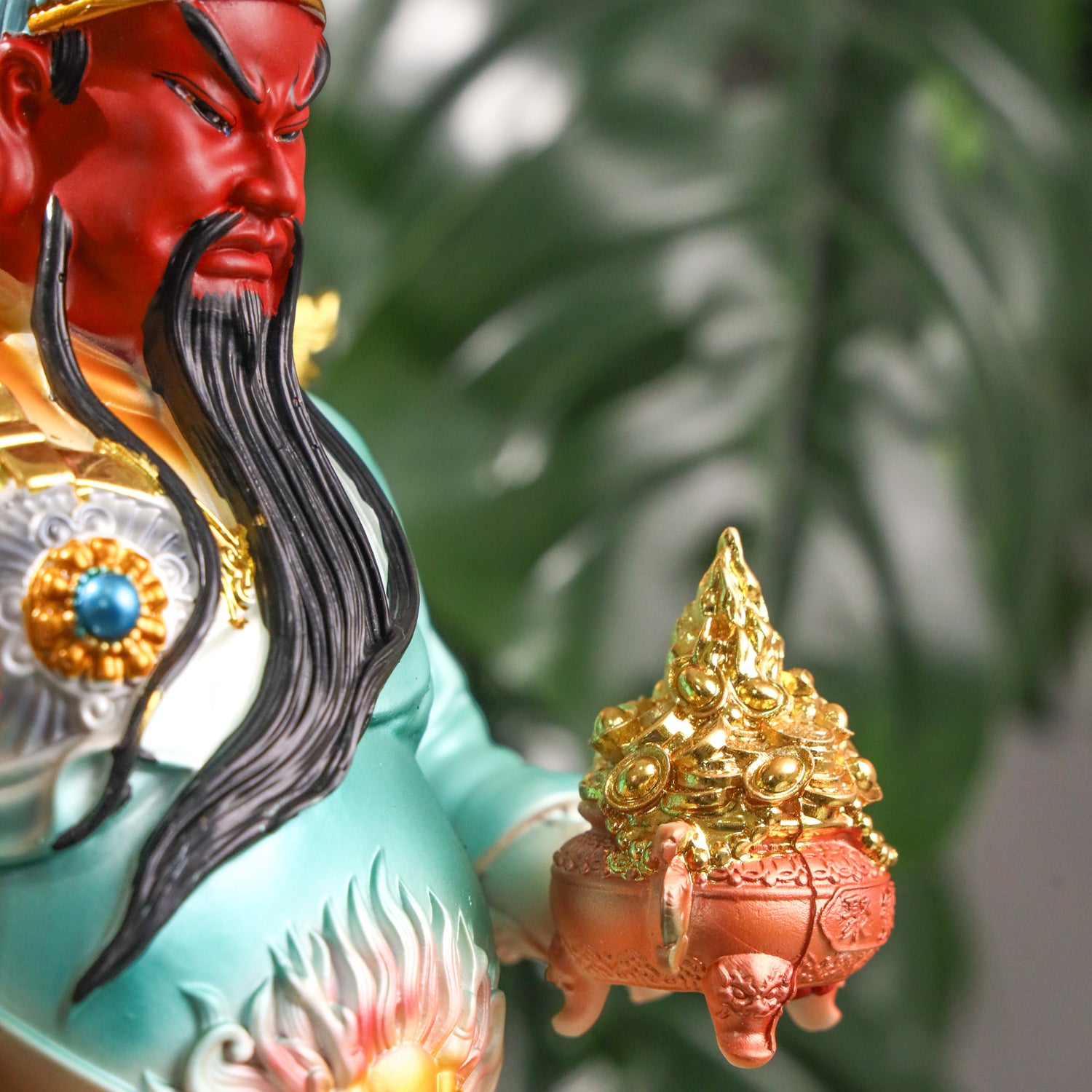 Power of the Ocean Azure Guan Gong 40cm