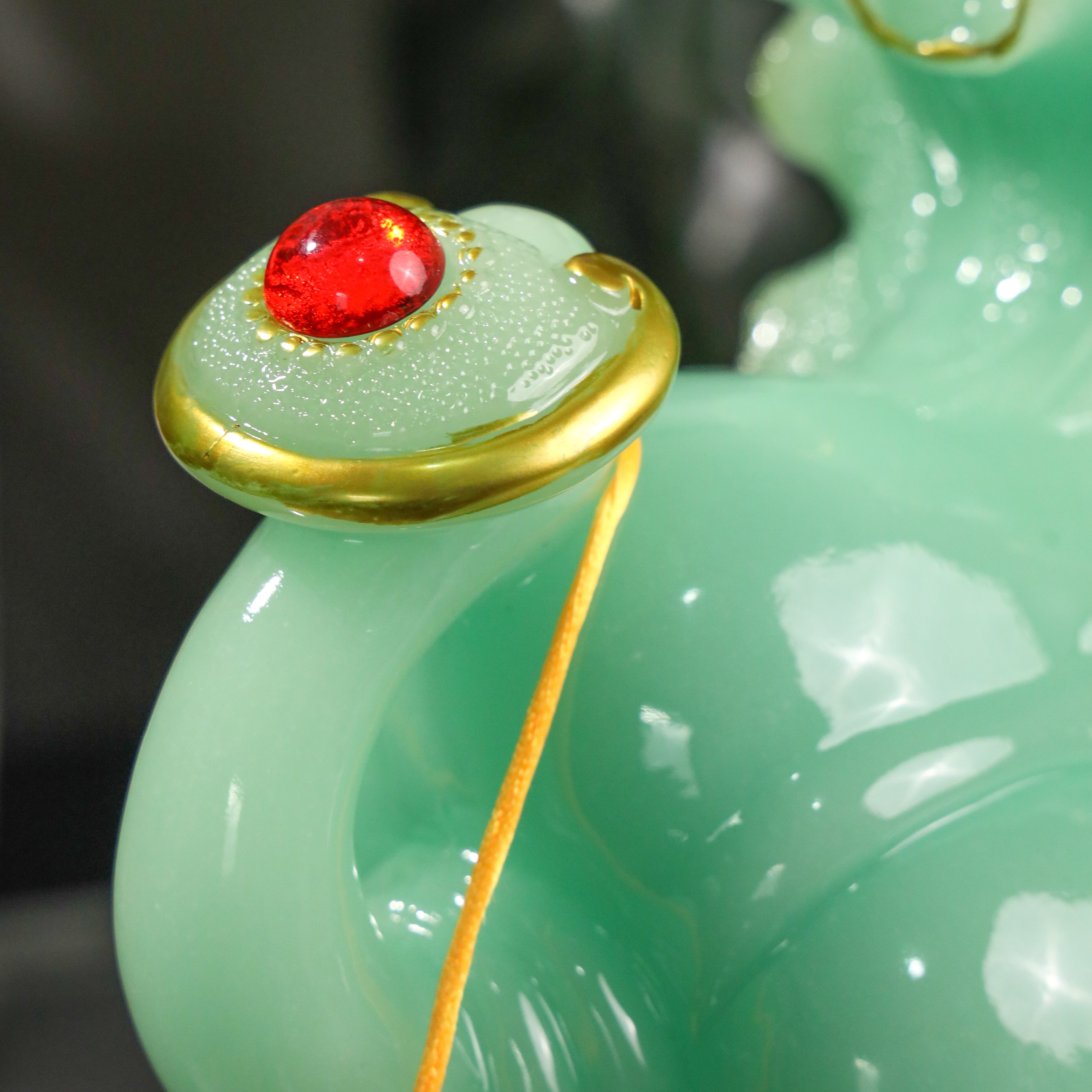 Protected Fortune Ice Jade Wealth Cabbage 32cm