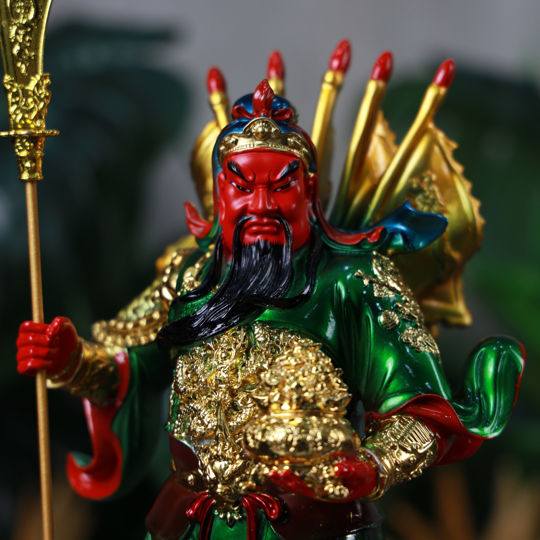 Battle-Ready General Guan Gong in Color 49cm