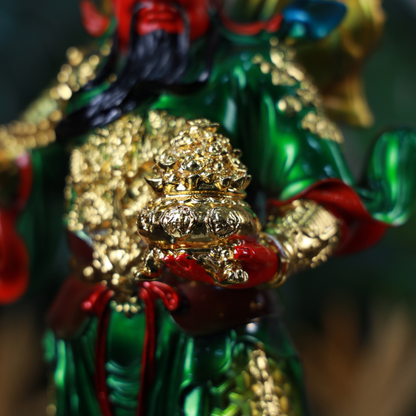 Battle-Ready General Guan Gong in Color 49cm