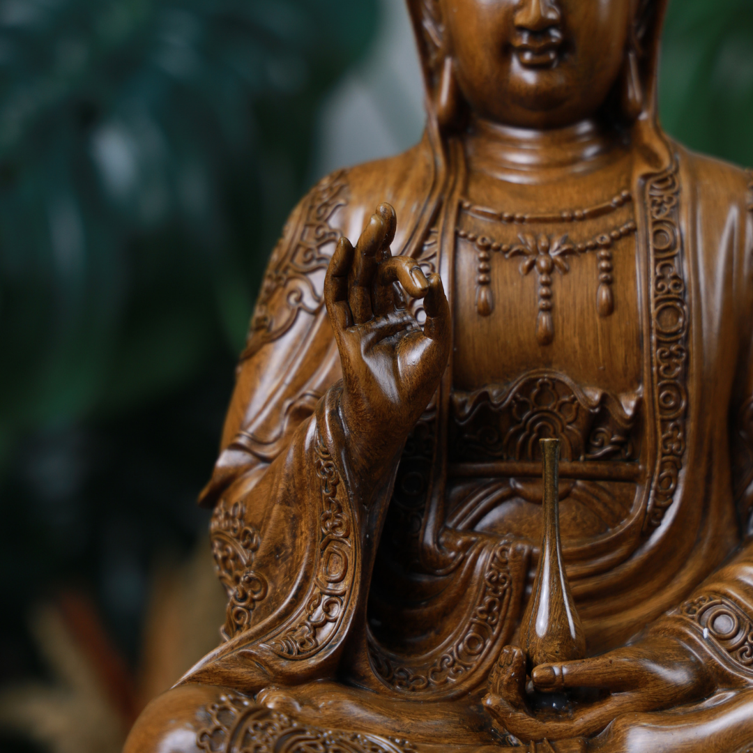 Enlightened Guardian of Peace Guan Yin 49cm