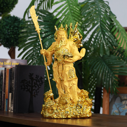 The Warrior of Truth Golden Guan Gong 47cm