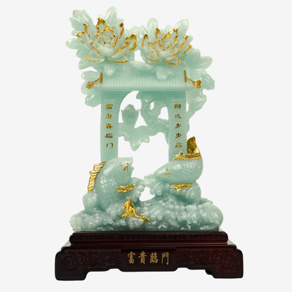 A Home Filled With Wealth Arowanas 26cm