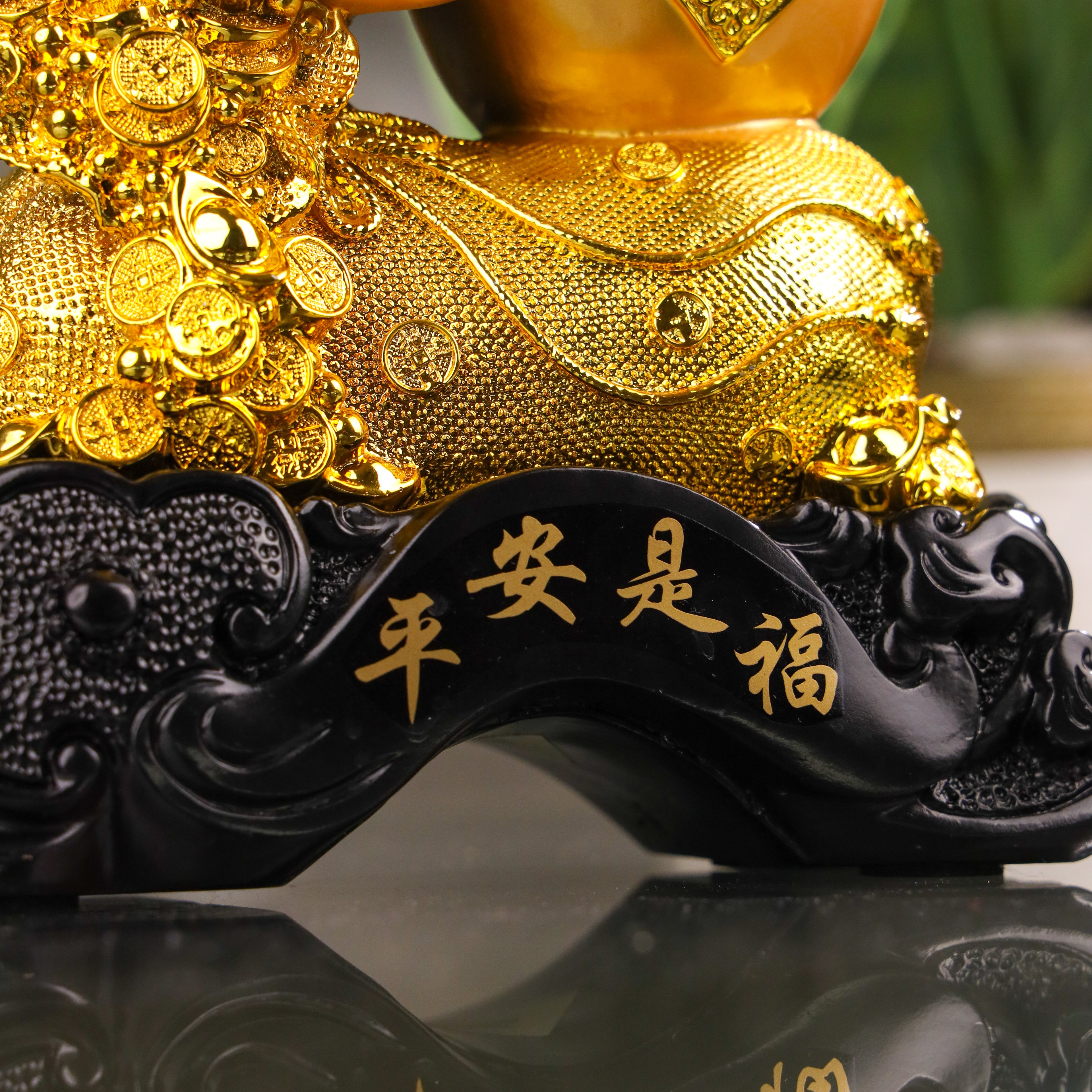 Three Golden Apples of Happiness 27cm