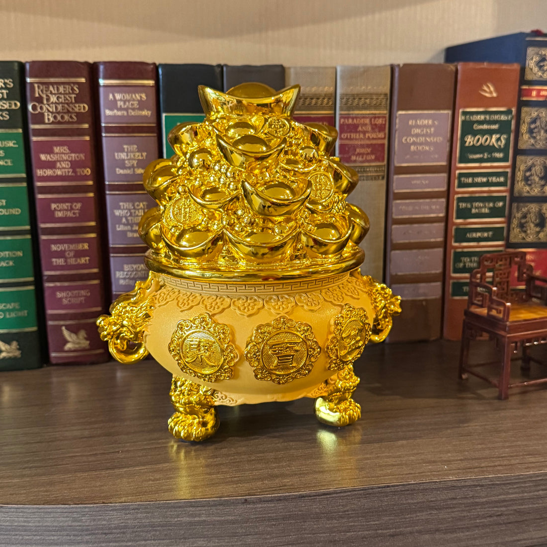 Magnet of Money Gold Wealth Pot 17cm Default Title - Feng Shui Charms - Royal Dragon Decor Philippines