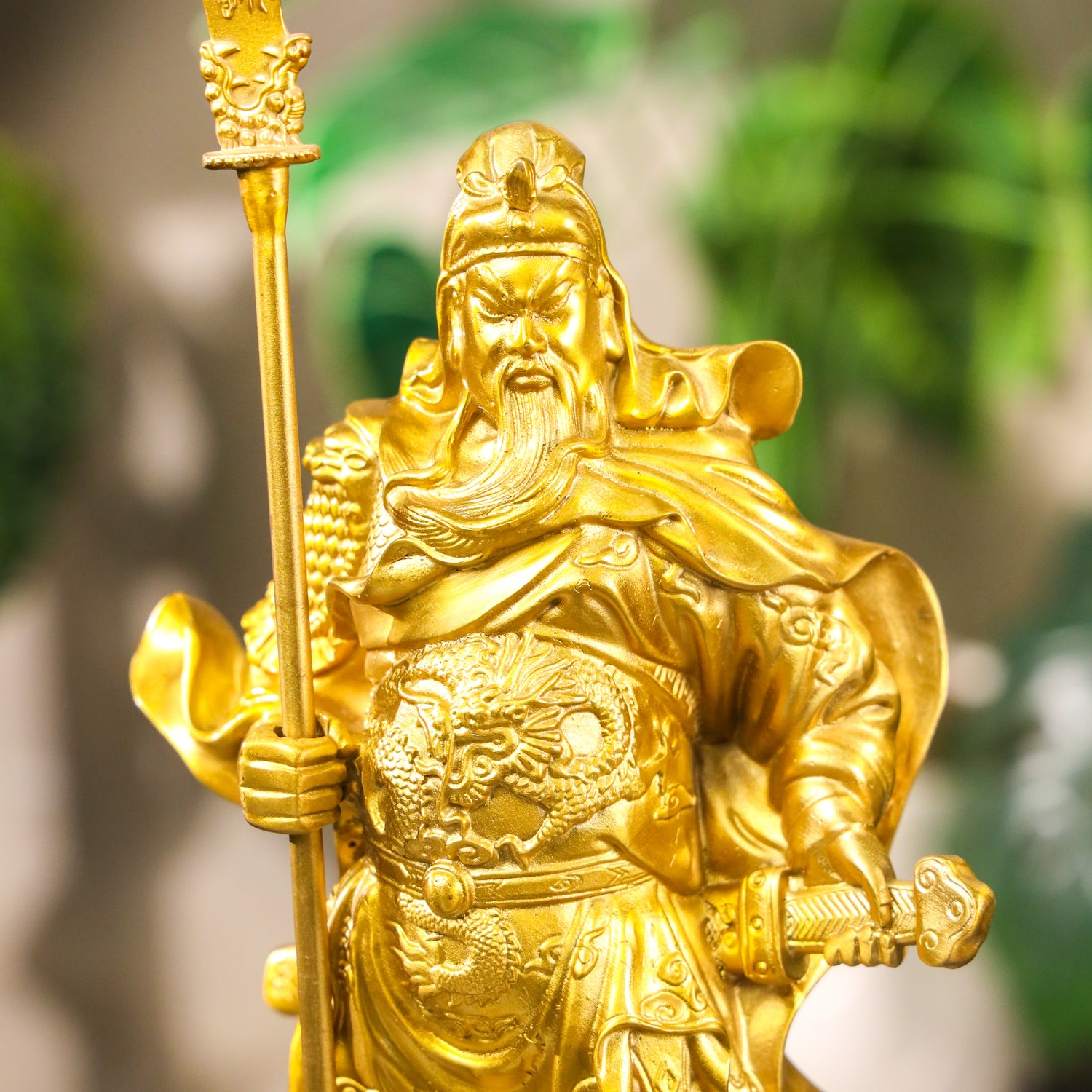Warrior King of Wealth and Honor Guan Gong 40cm