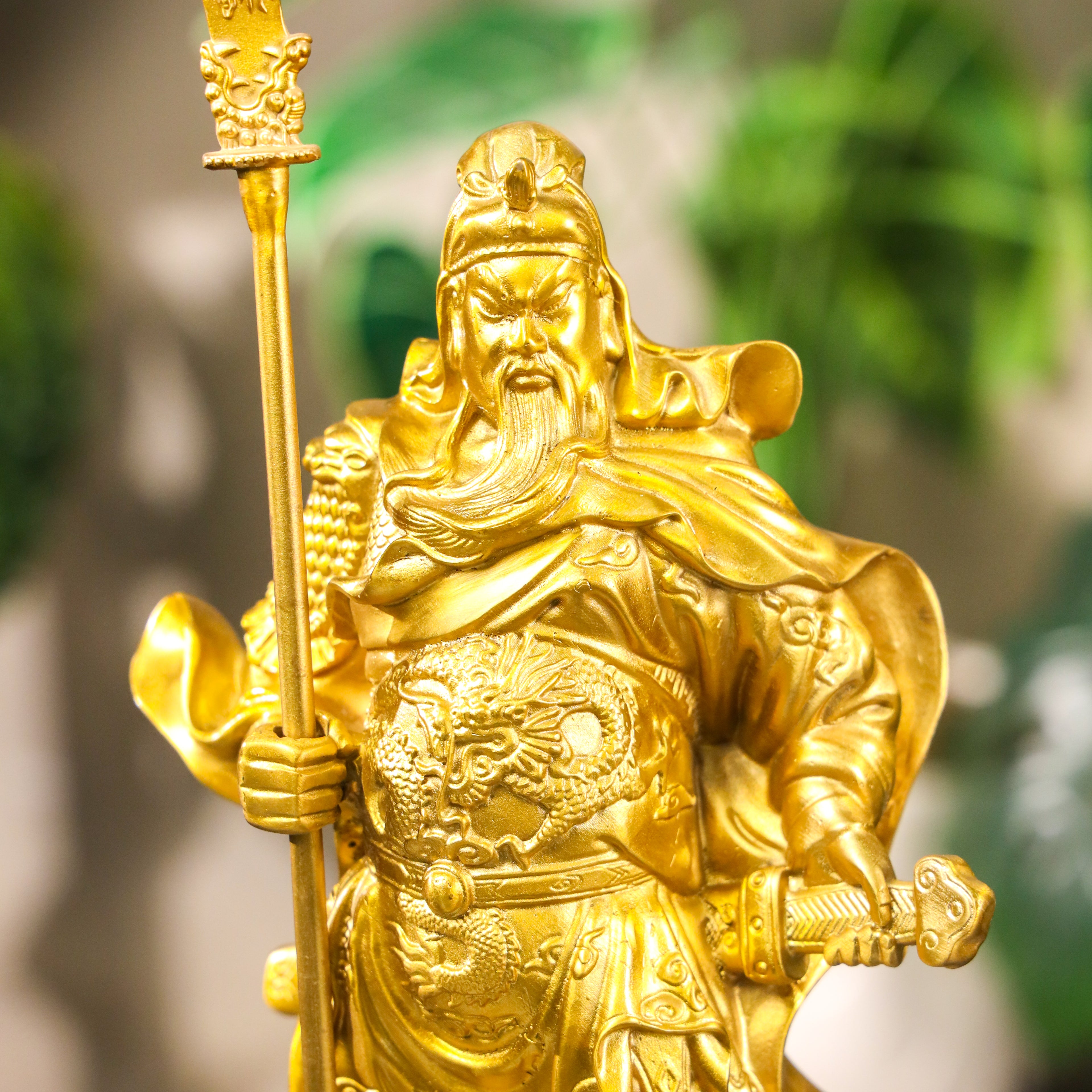 Warrior King of Wealth and Honor Guan Gong 40cm