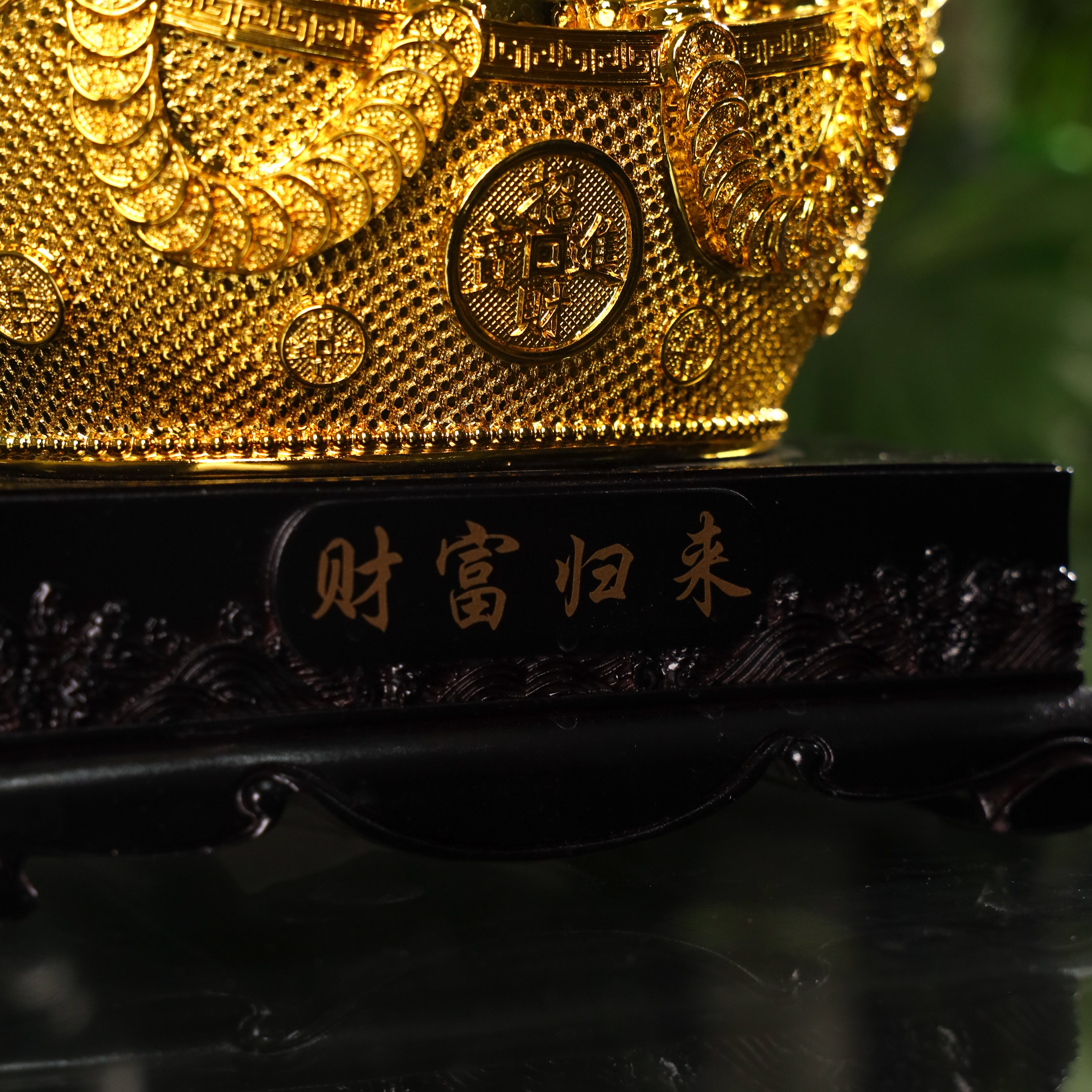 Stable Wealth Luck Golden Dragon Turtle 27cm