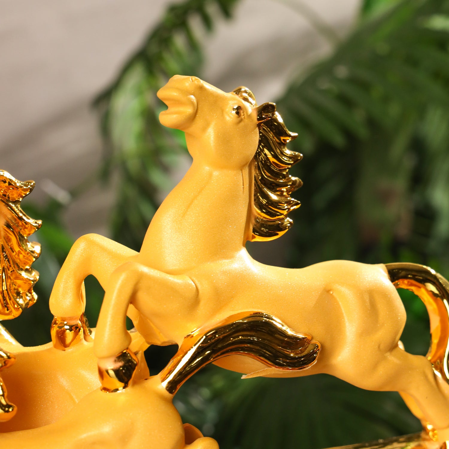 The Golden Cavalry 8 Victory Horses 62cm