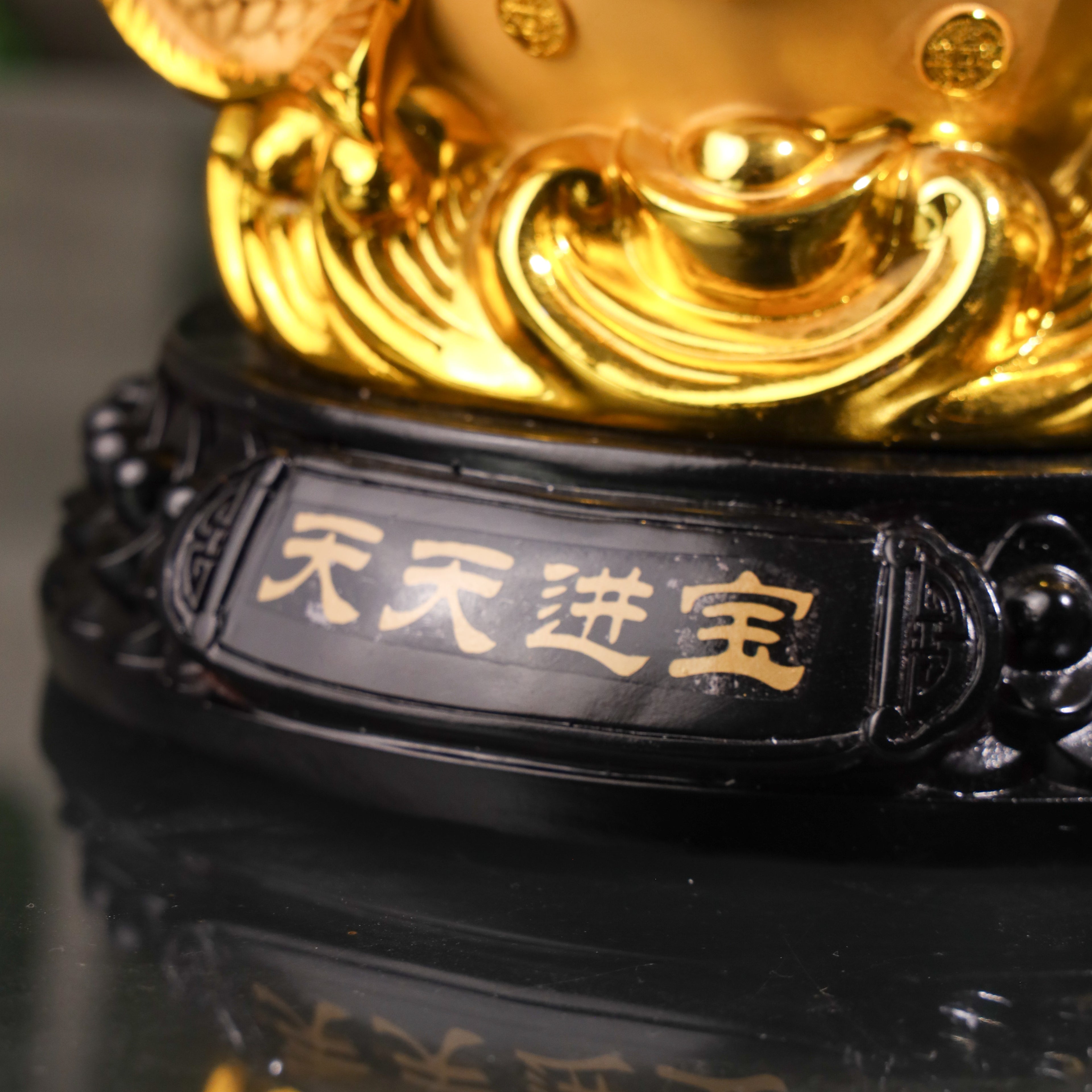Golden Wealth Pot with Arowanas of Abundance 26cm