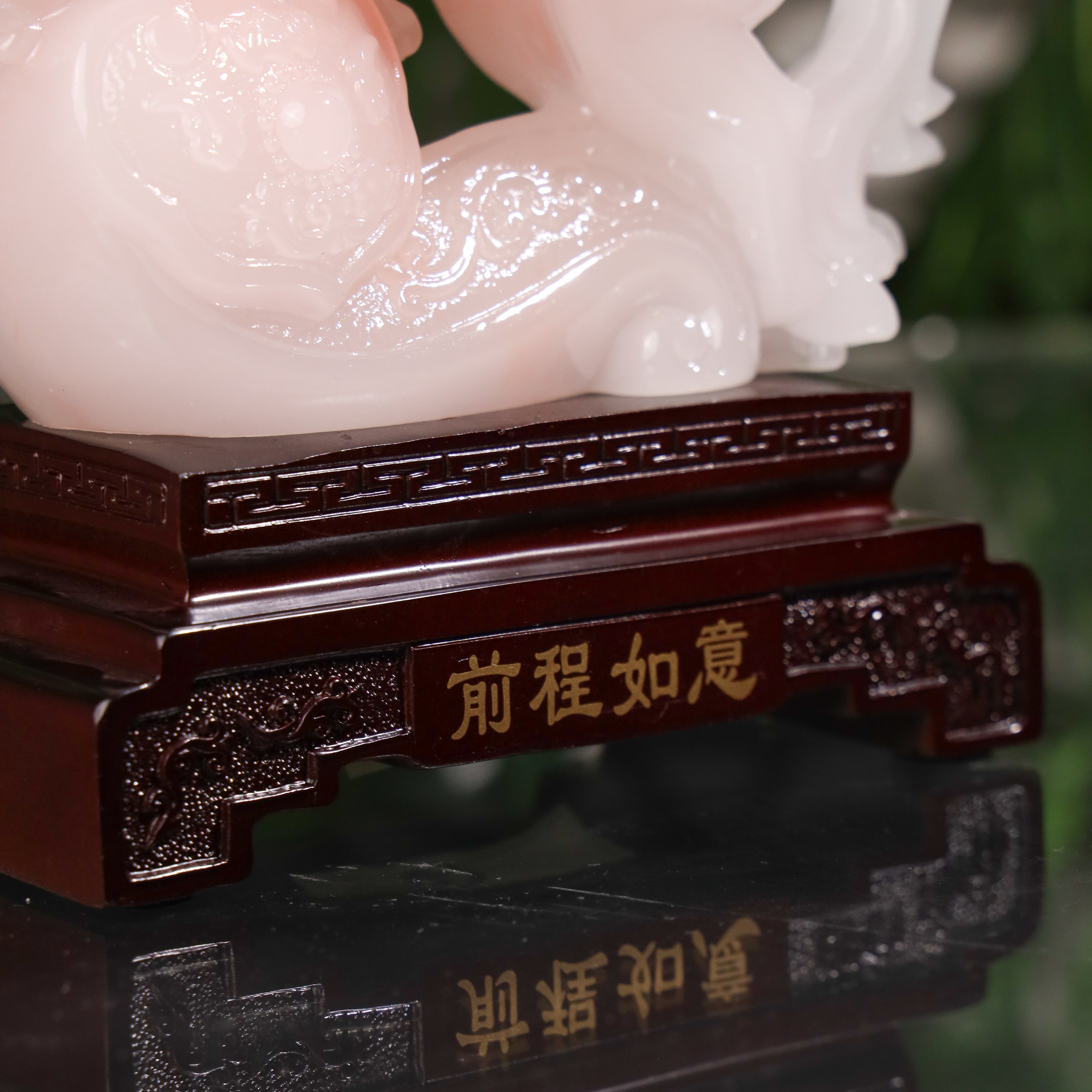 White Horse of Clear Direction and Success 28cm