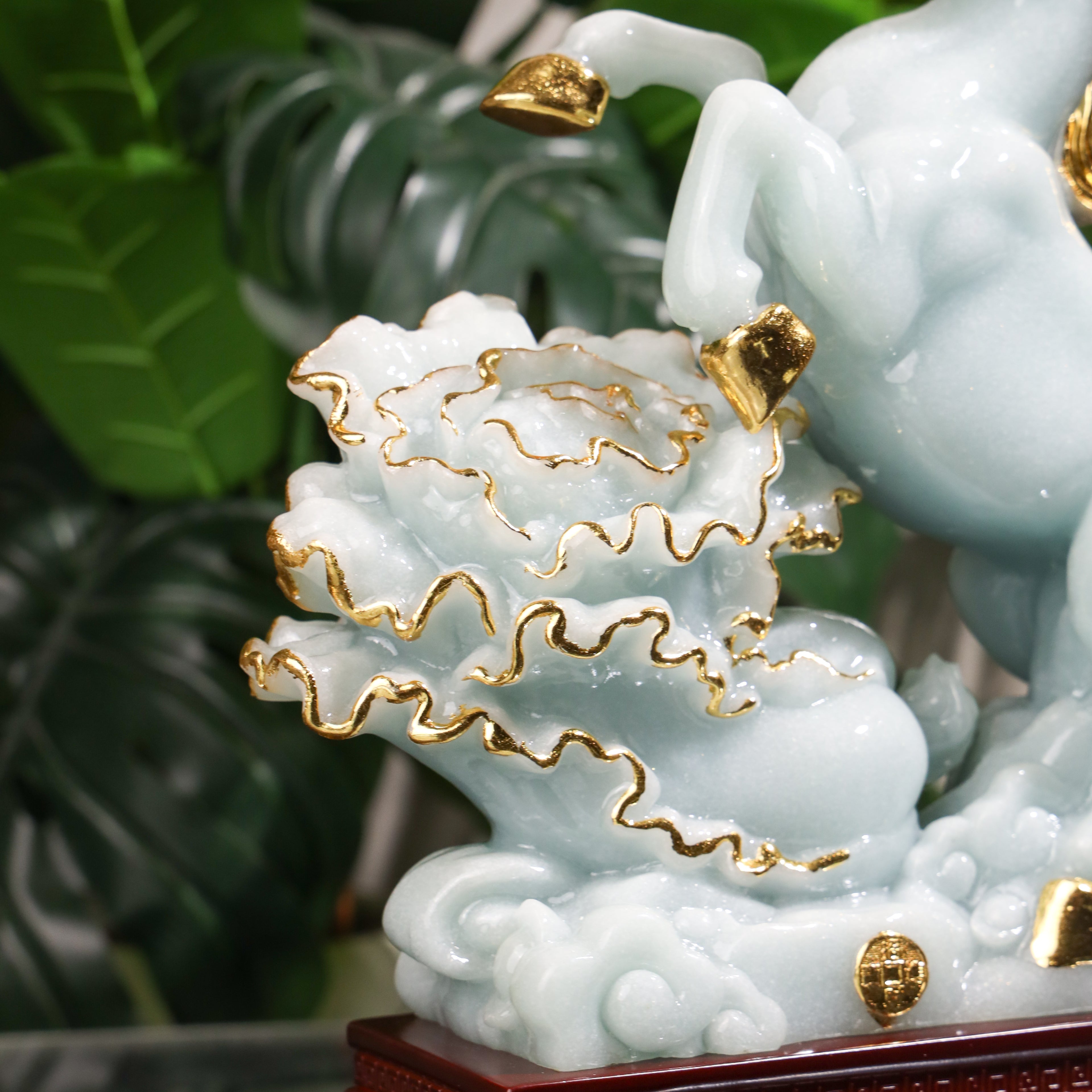 The Wealth Runner Jade Horse with Cabbage 33cm