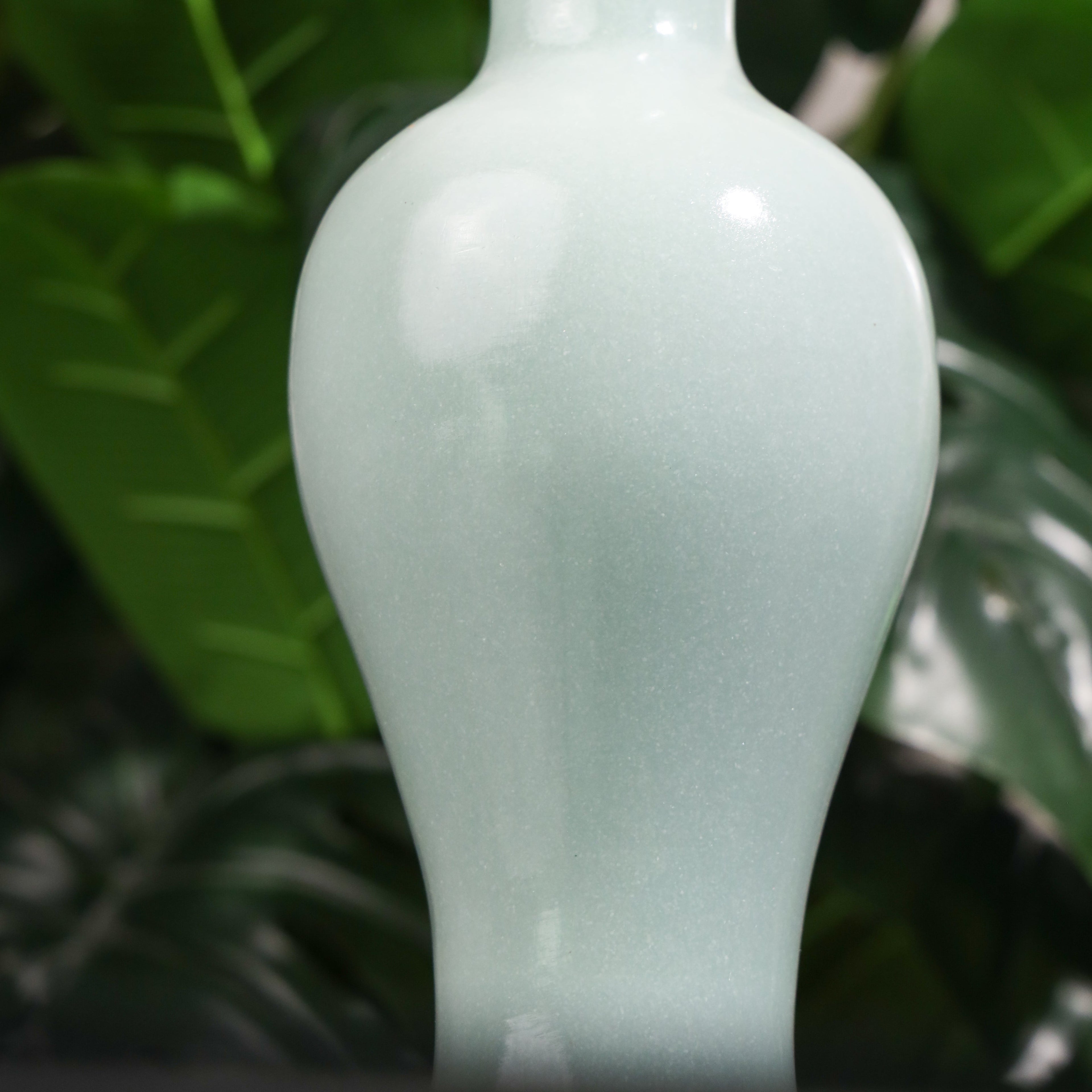 Minimalist Wealth Vase of Prosperity 31cm