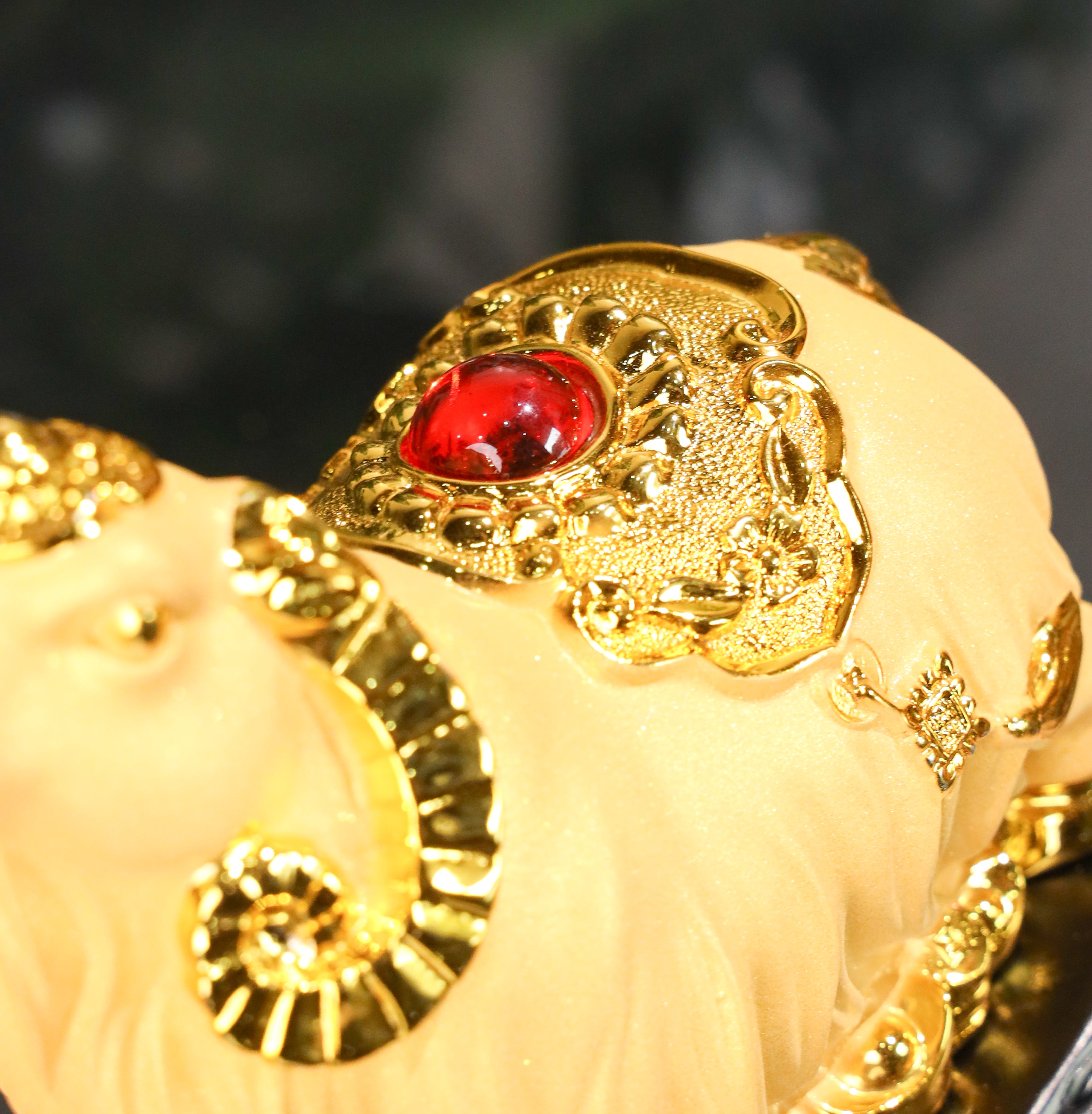 Golden Zodiac Goat of Stable Income 18cm