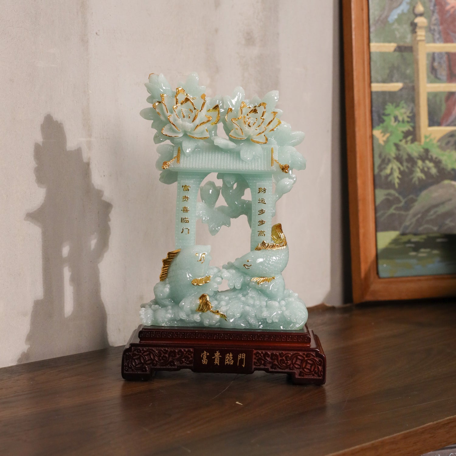 A Home Filled With Wealth Arowanas 26cm